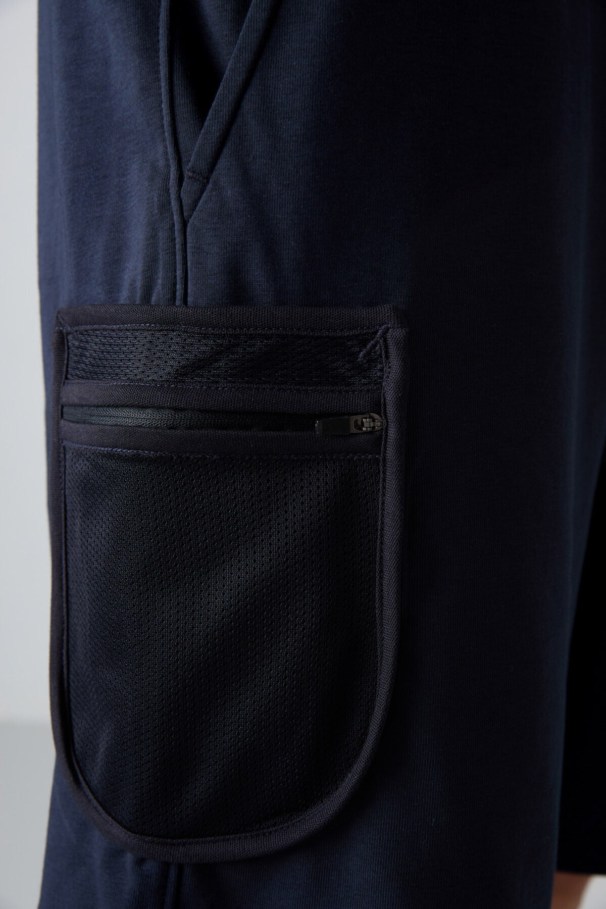 Image of Lacivert Pamuklu Kalın Yumuşak Dokulu Comfort Fit Baskılı Erkek Şort - 81266