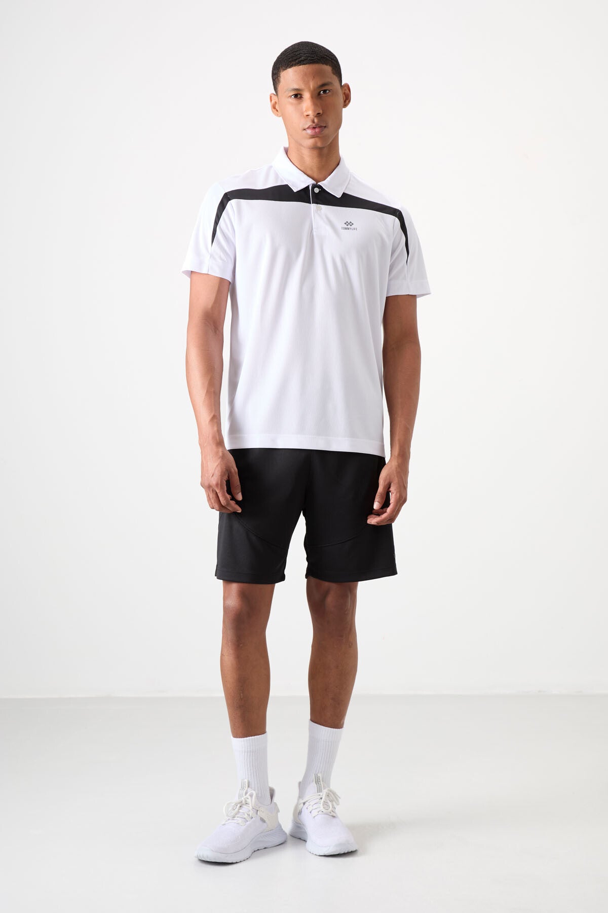 Image of Siyah Kalın Yumuşak Comfort Fit Erkek Şort - 81271