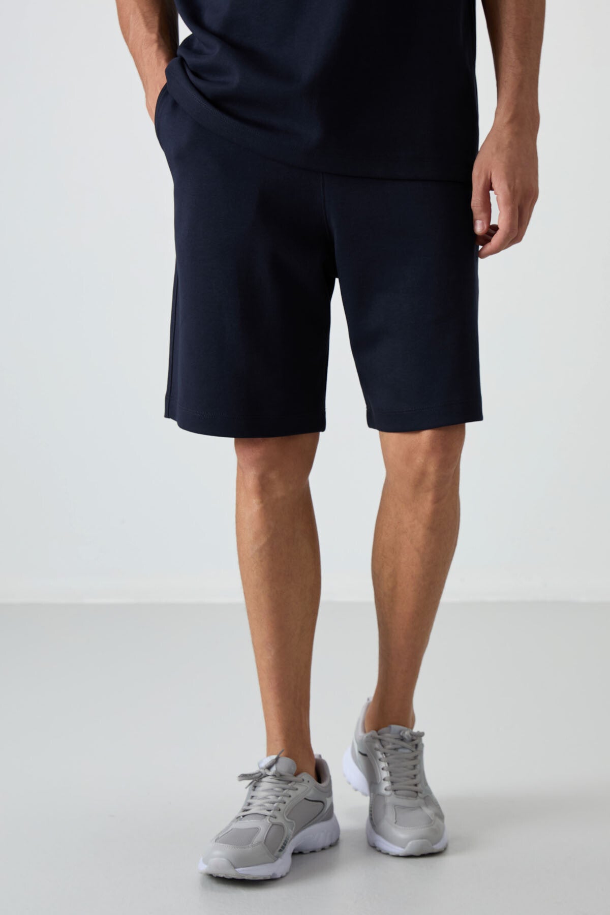 Image of Lacivert Pamuklu Kalın Yumuşak Dokulu Oversize Fit Basic Erkek Şort Takım - 85249