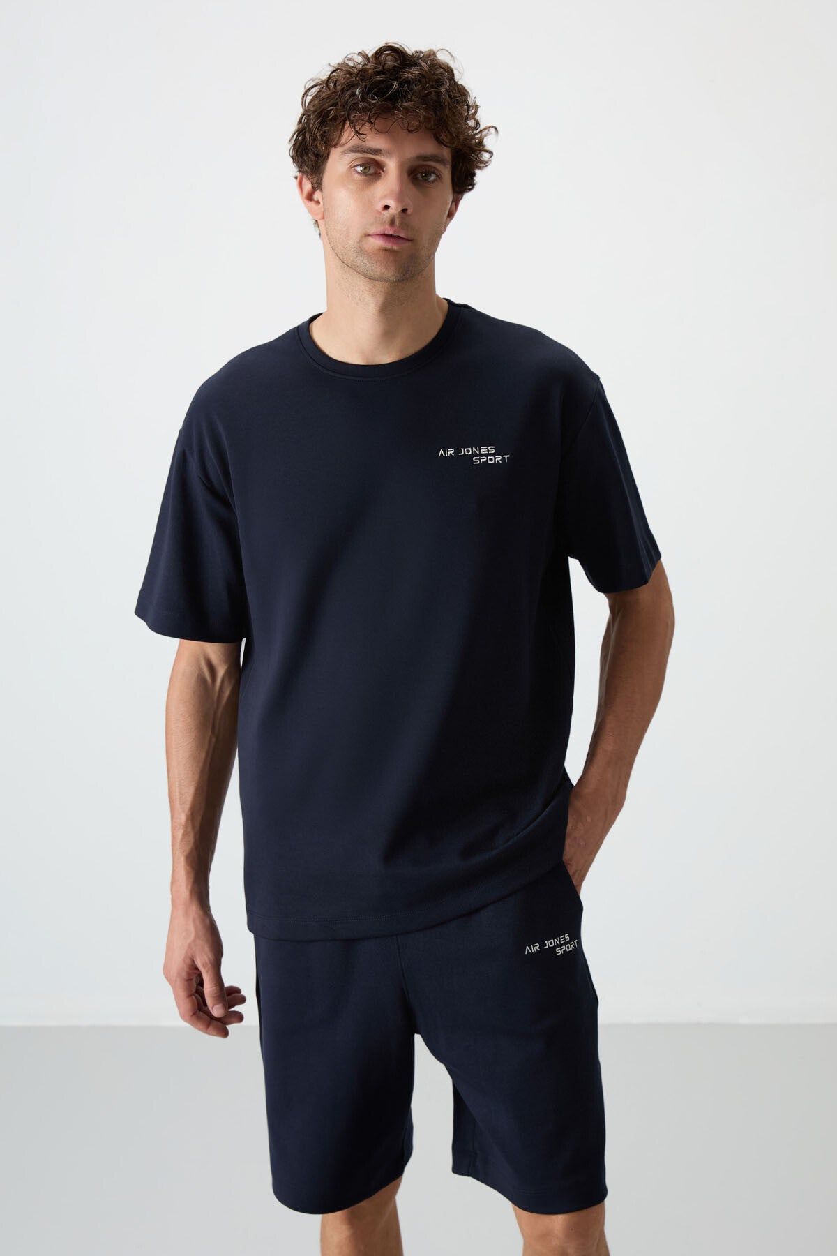 Image of Lacivert Pamuklu Kalın Yumuşak Dokulu Oversize Fit Nakışlı Erkek Şort Takım - 85250
