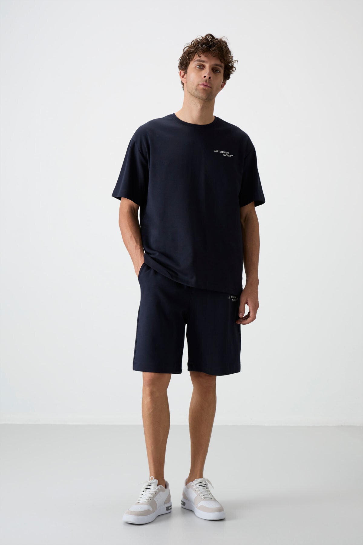 Image of Lacivert Pamuklu Kalın Yumuşak Dokulu Oversize Fit Nakışlı Erkek Şort Takım - 85250