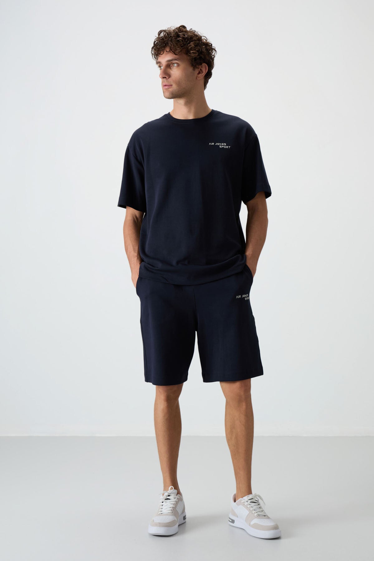 Image of Lacivert Pamuklu Kalın Yumuşak Dokulu Oversize Fit Nakışlı Erkek Şort Takım - 85250