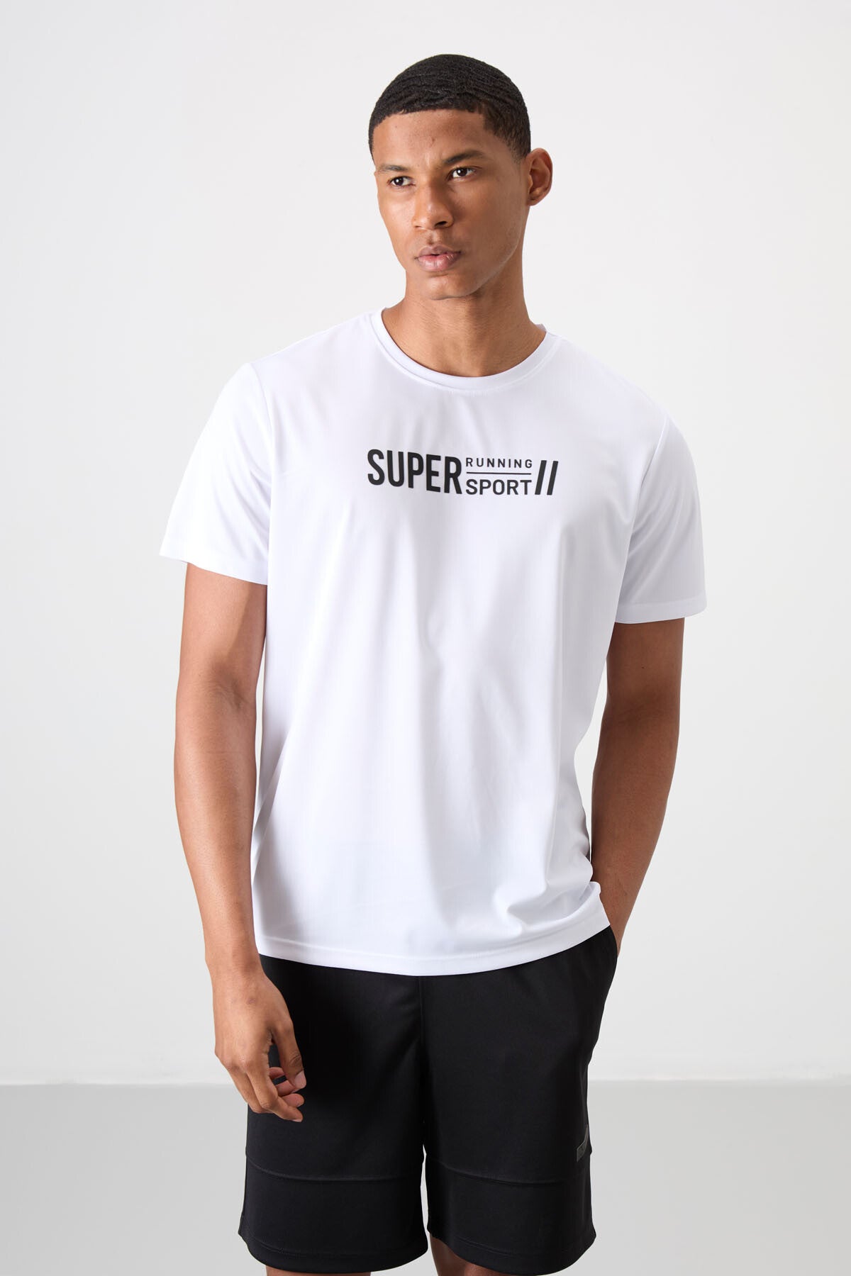 Image of Tricou bărbătesc de performanță, alb, respirabil, texturat, subțire, flexibil, croială standard - 88385