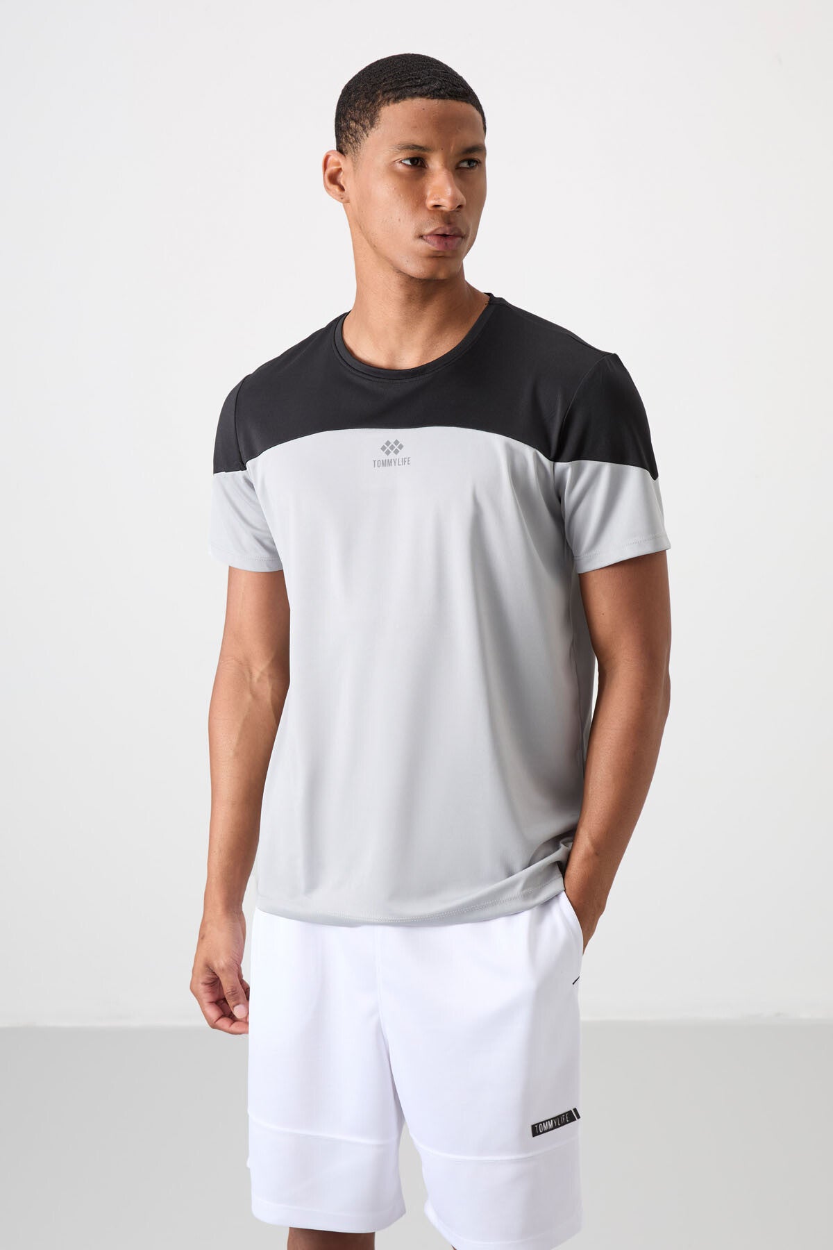 Image of Tricou sport bărbătesc gri, respirabil, texturat, subțire, flexibil, croială standard - 88386