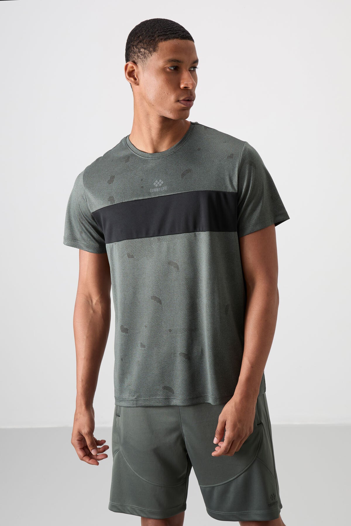 Image of Haki Nefes Alan Jakarlı İnce Esnek Standart Fit Erkek Performans T-Shirt - 88398
