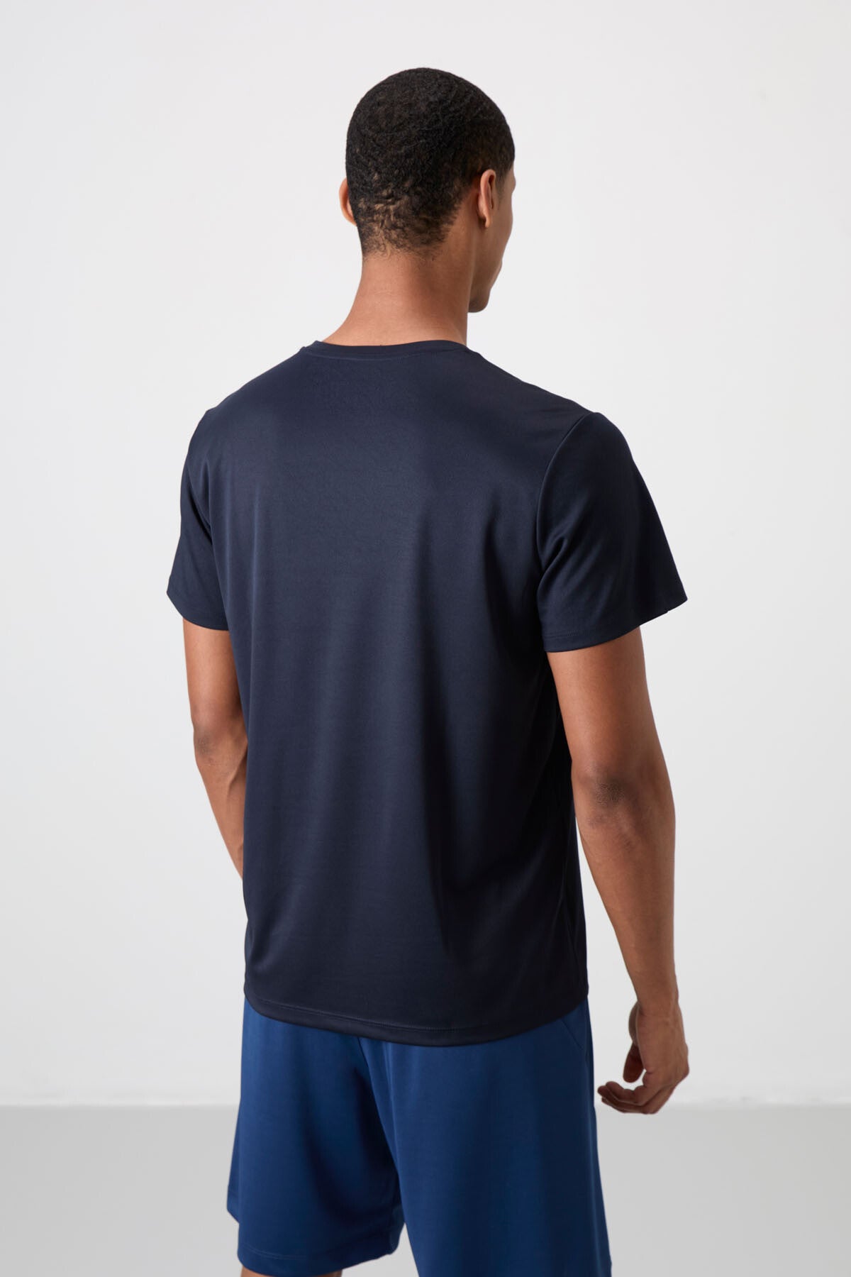 Image of Tricou sport bărbătesc bleumarin, respirabil, texturat, subțire, flexibil, croială standard - 88385