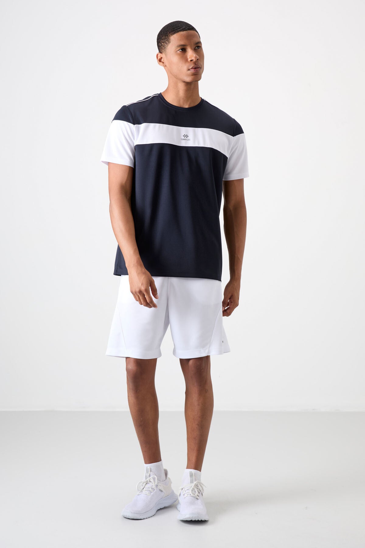 Image of Lacivert Nefes Alan Dokulu İnce Esnek Standart Fit Erkek Performans T-Shirt - 88396
