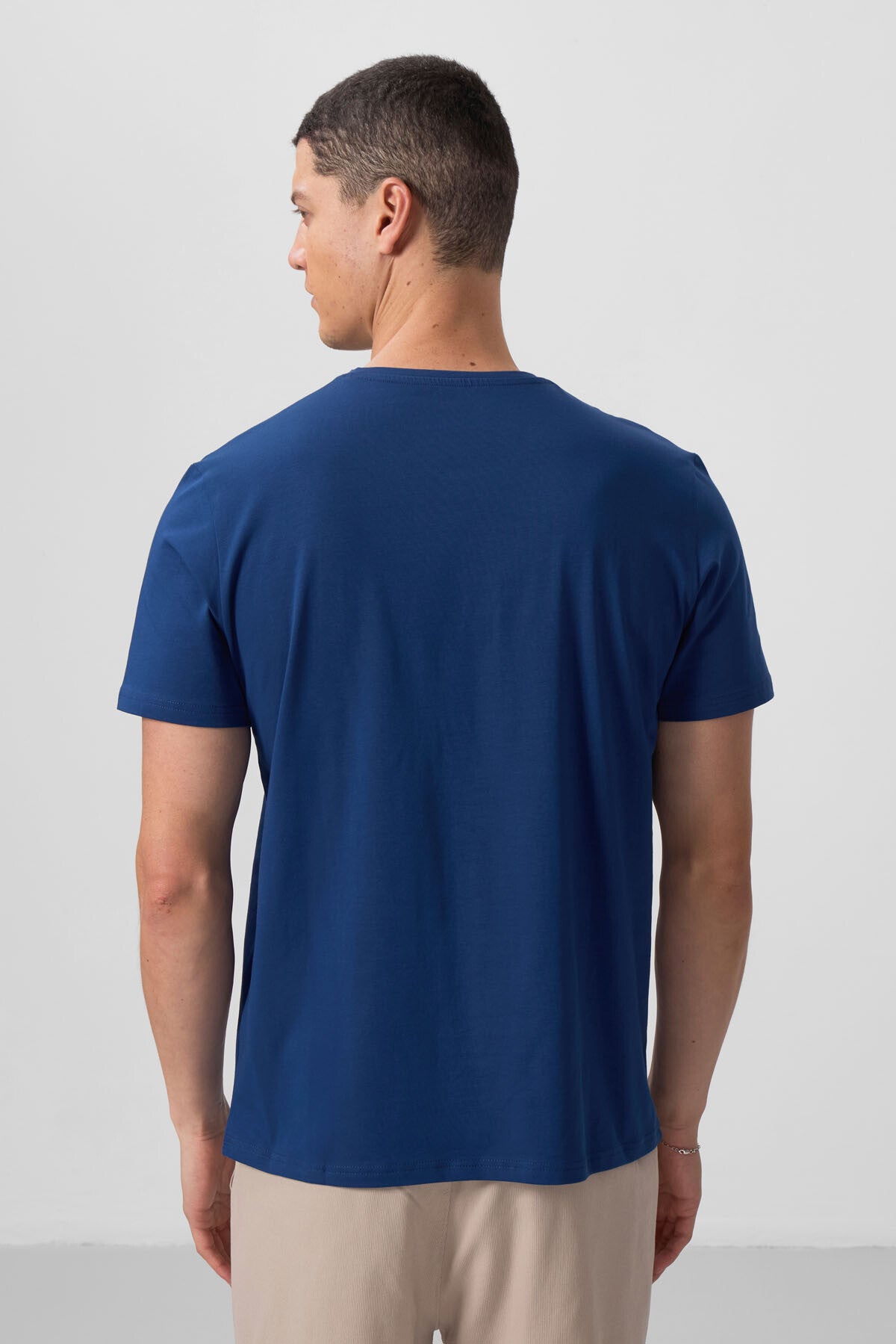 Image of Tricou bărbătesc Parliament, cu mânecă scurtă și guler rotund, stil standard - 87911
