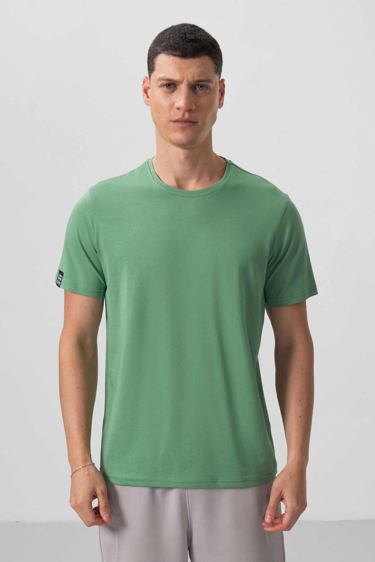 Image of Pastel Yeşil Erkek Basic Kısa Kol Standart Kalıp O Yaka T-shirt - 87911