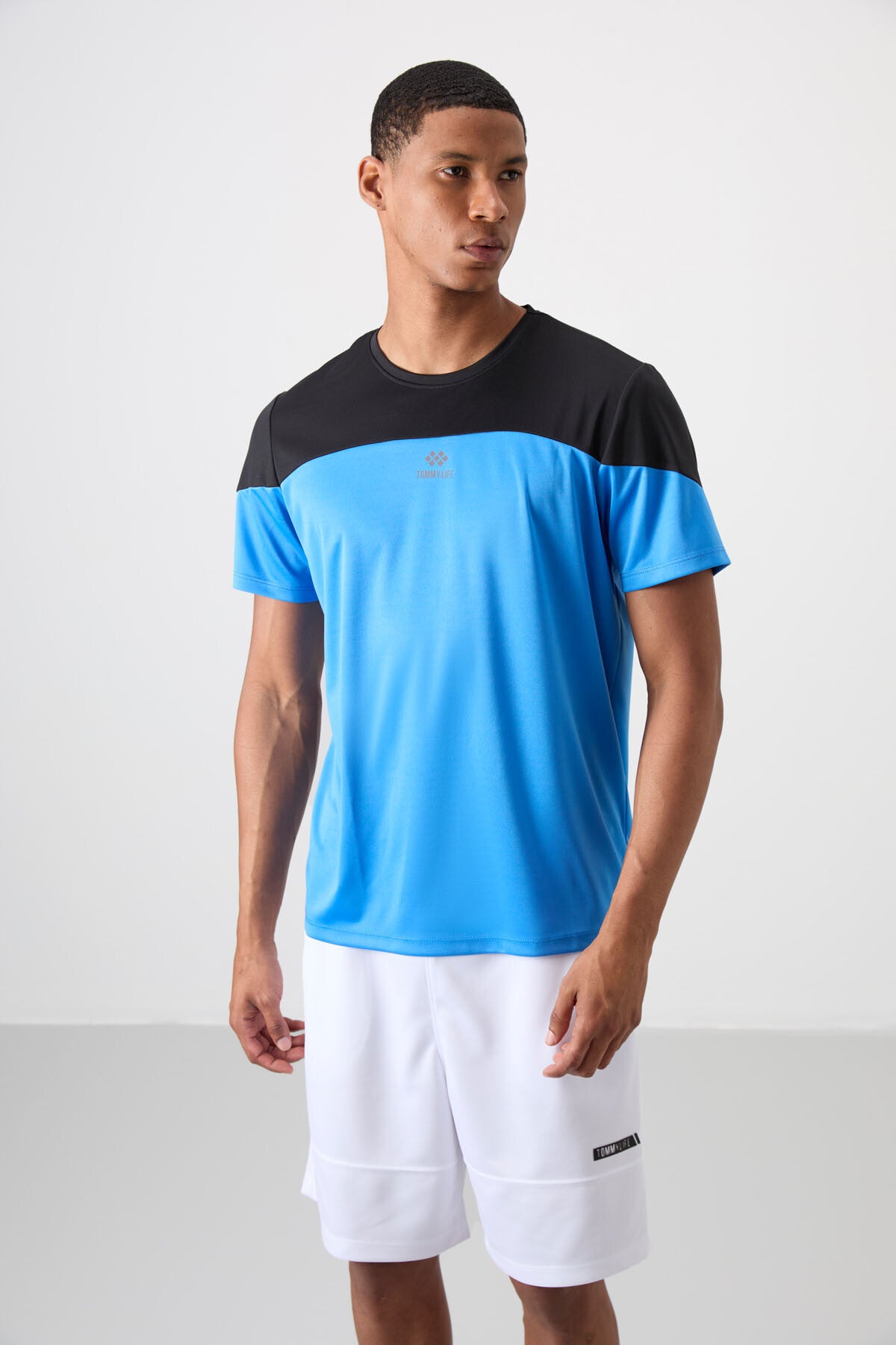 Image of Saks Nefes Alan Dokulu İnce Esnek Standart Fit Erkek Performans T-Shirt - 88386