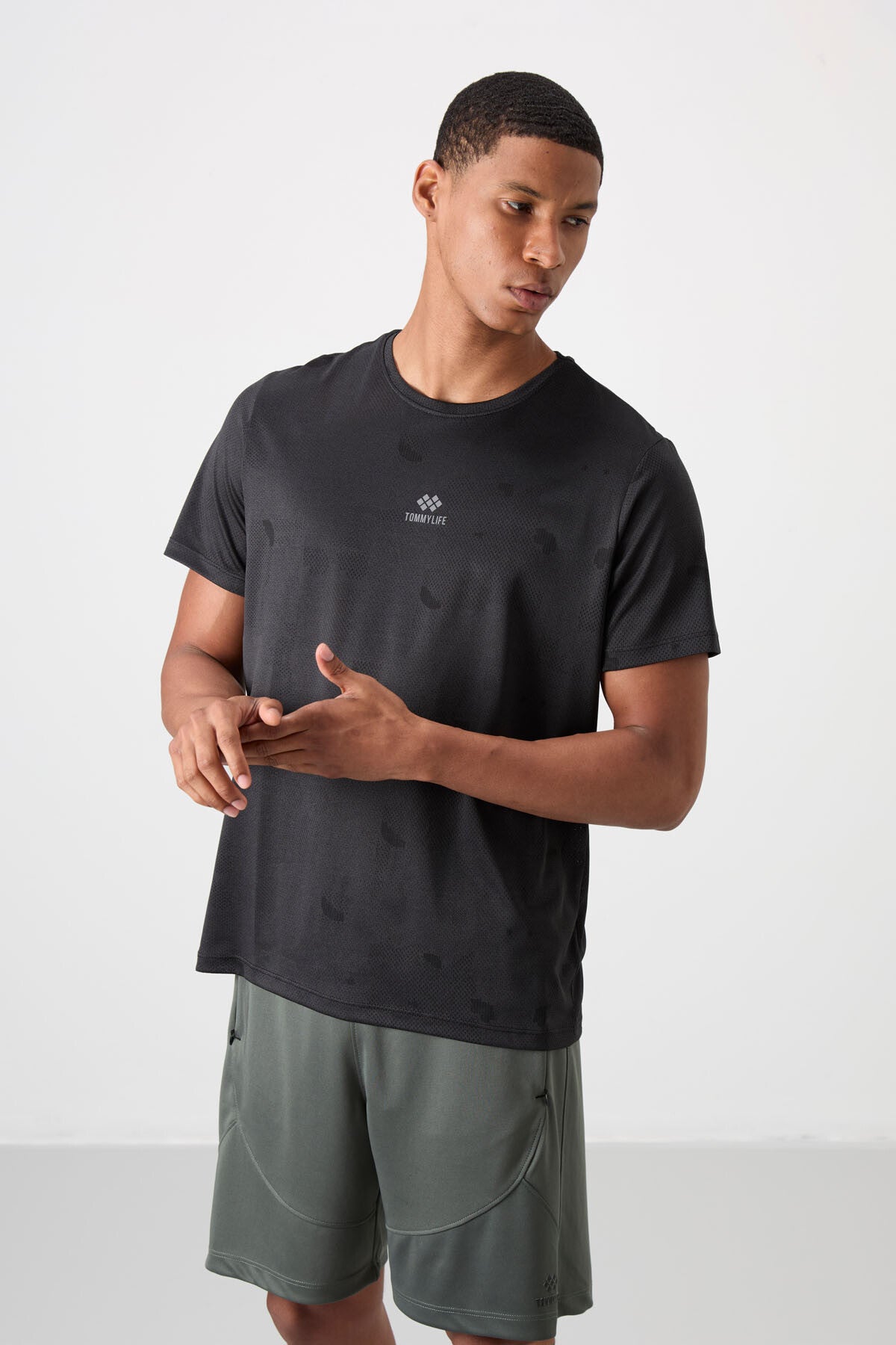 Image of Siyah Nefes Alan Jakarlı İnce Esnek Standart Fit Erkek Performans T-Shirt - 88397