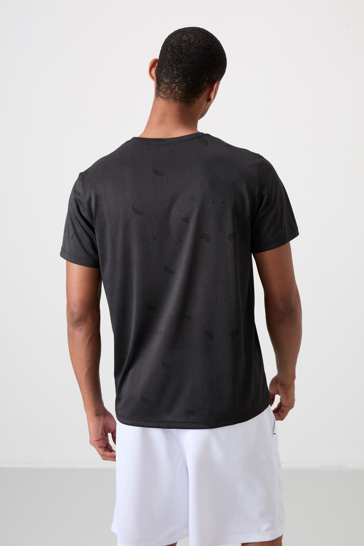 Image of Siyah Nefes Alan Jakarlı İnce Esnek Standart Fit Erkek Performans T-Shirt - 88398
