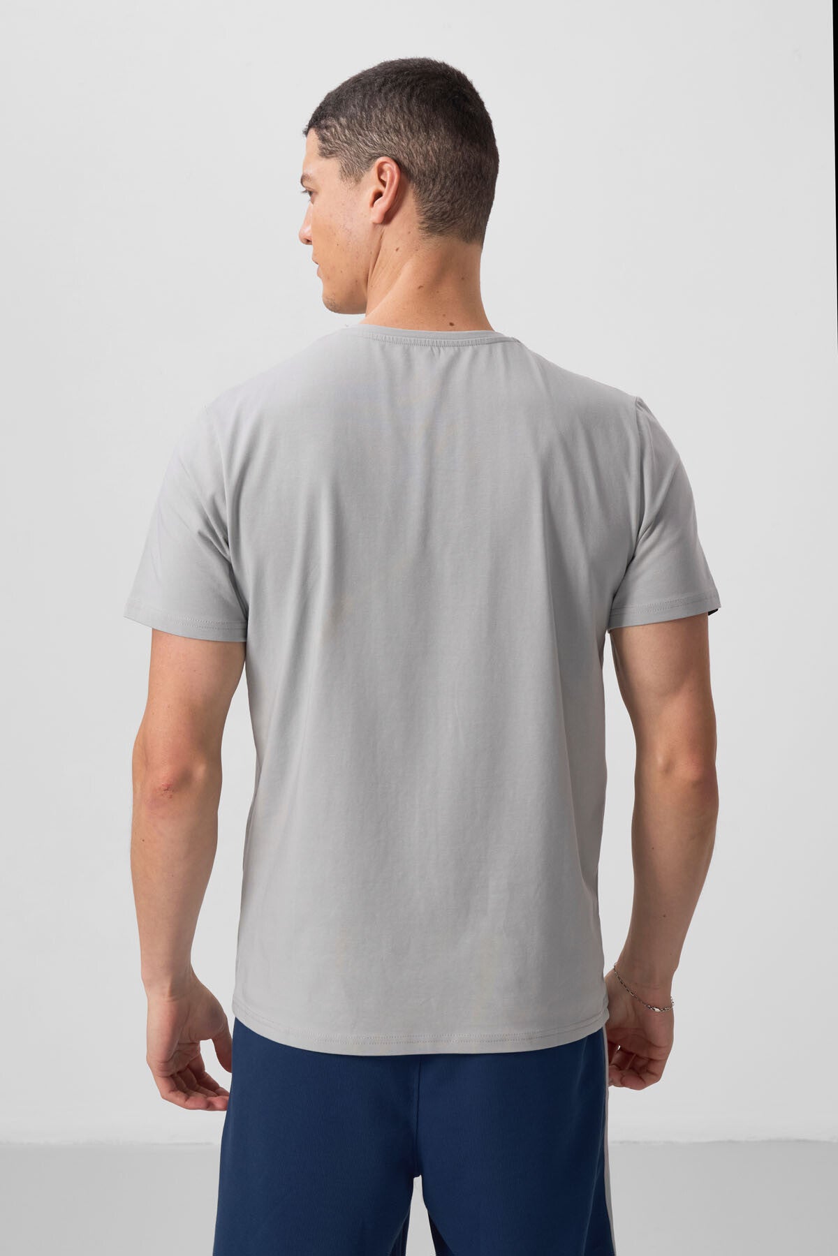Image of Tricou Stone pentru bărbați, cu mânecă scurtă, croială standard și guler rotund - 87911
