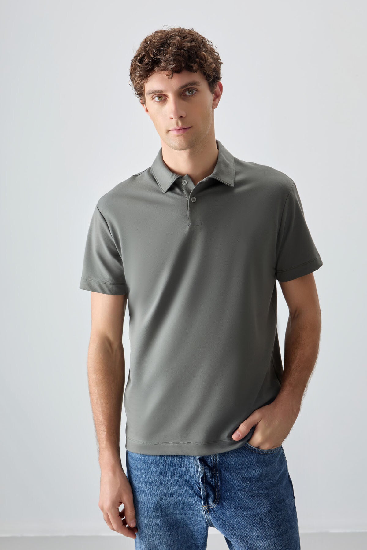 Image of Haki Pamuklu Kalın Yumuşak Dokulu Polo Yaka Oversize Fit Basic Erkek T- Shirt - 88381