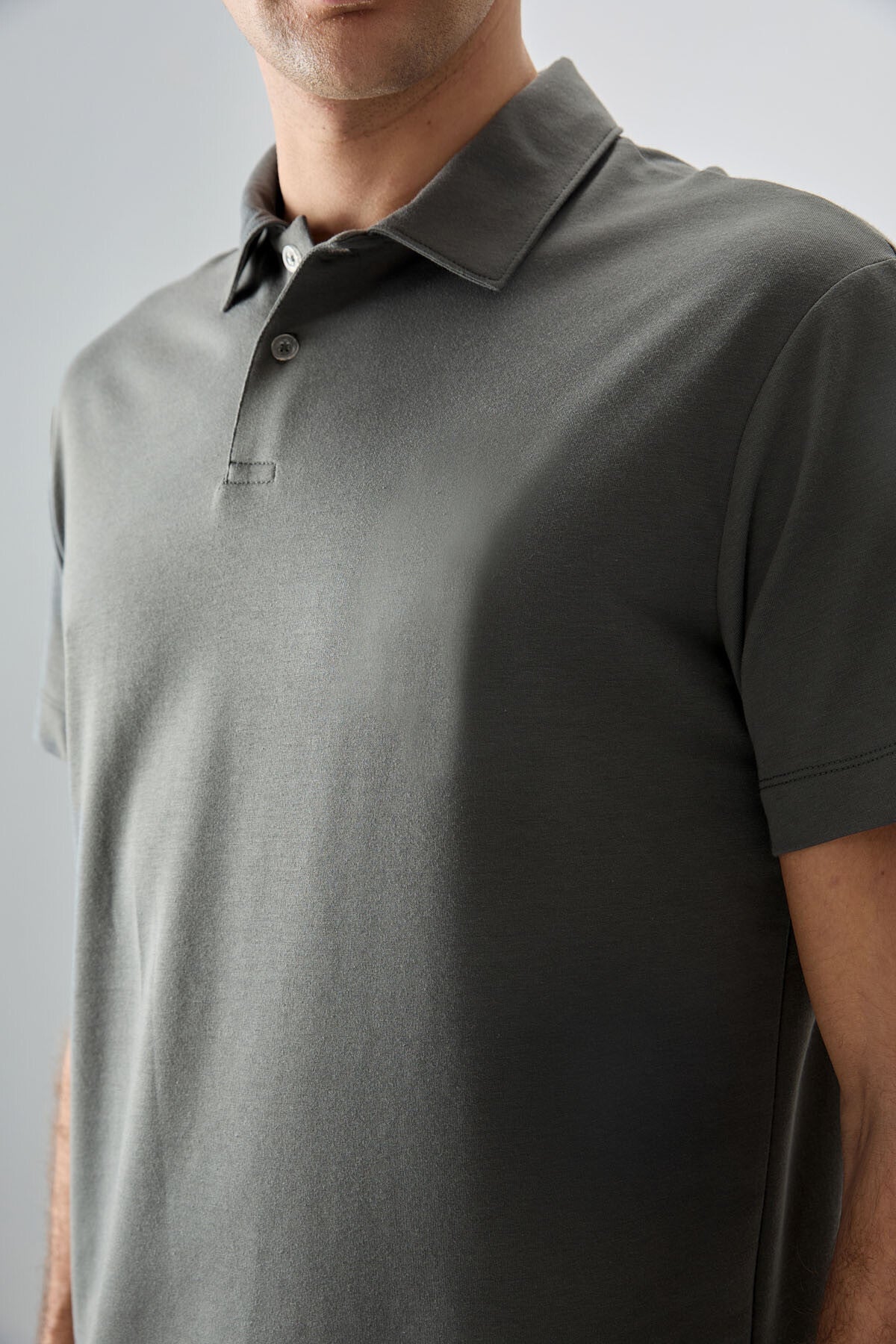 Image of Haki Pamuklu Kalın Yumuşak Dokulu Polo Yaka Oversize Fit Basic Erkek T- Shirt - 88381