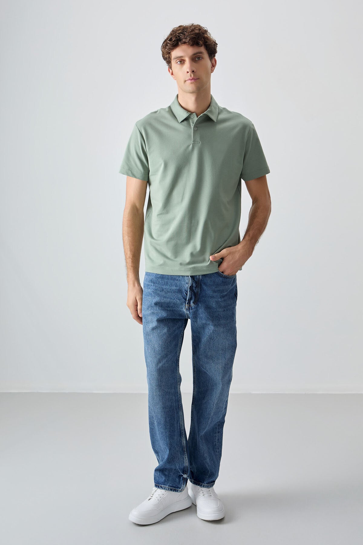 Image of Tricou bărbătesc verde deschis, gros, texturat, cu guler polo, croială supradimensionată, de bază - 88381