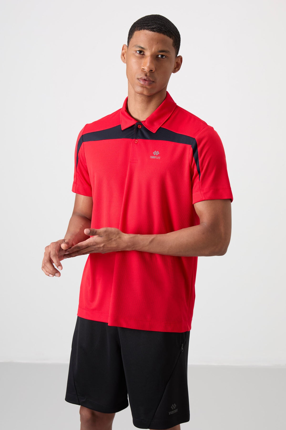 Image of Kırmızı Nefes Alan Dokulu İnce Esnek Standart Fit Polo Yaka Erkek Performans T-Shirt - 88392