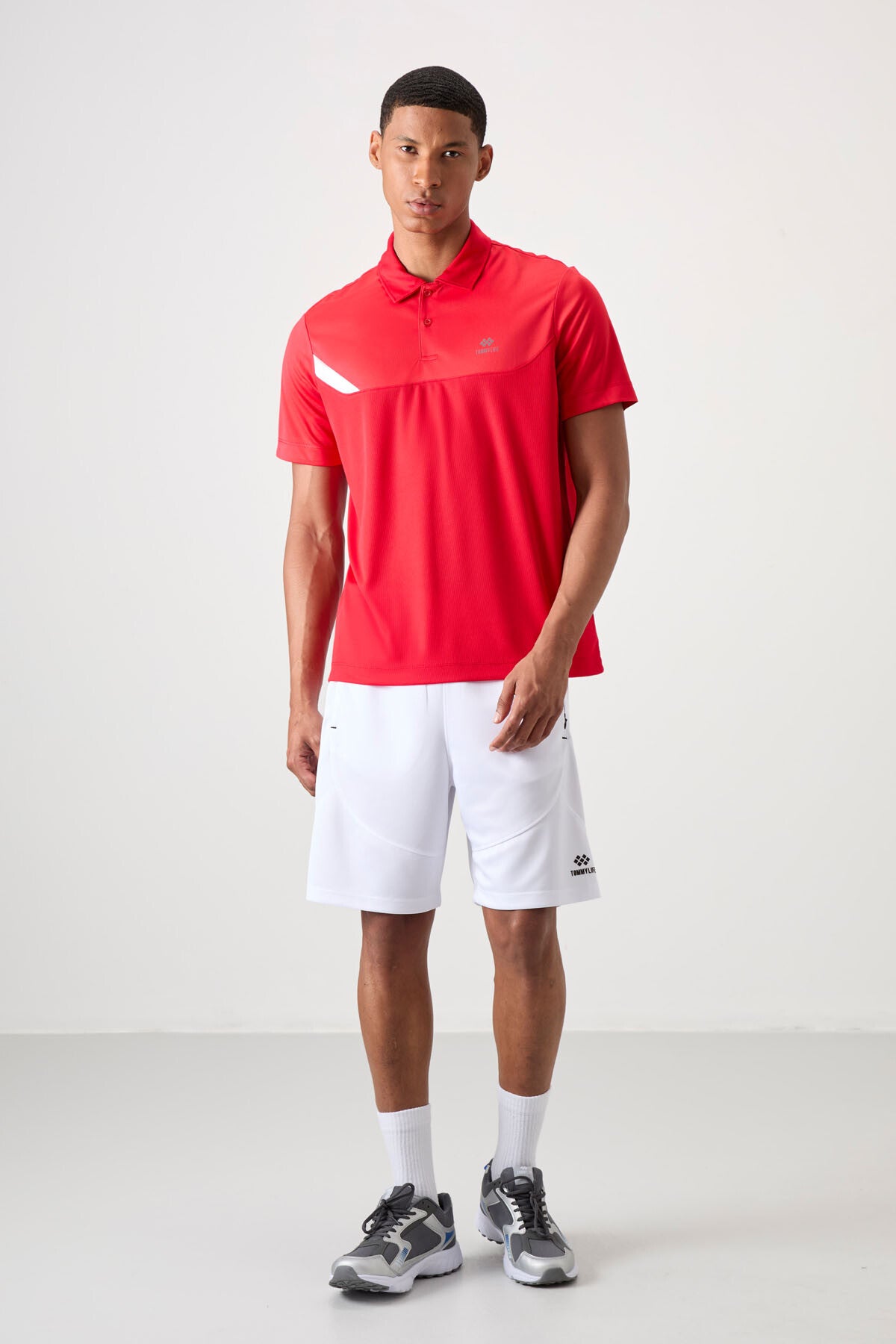 Image of Kırmızı Nefes Alan Dokulu İnce Esnek Standart Fit Polo Yaka Erkek Performans T-Shirt - 88402