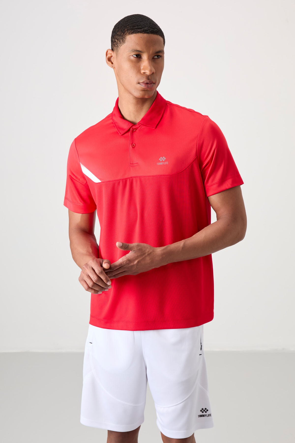 Image of Kırmızı Nefes Alan Dokulu İnce Esnek Standart Fit Polo Yaka Erkek Performans T-Shirt - 88402
