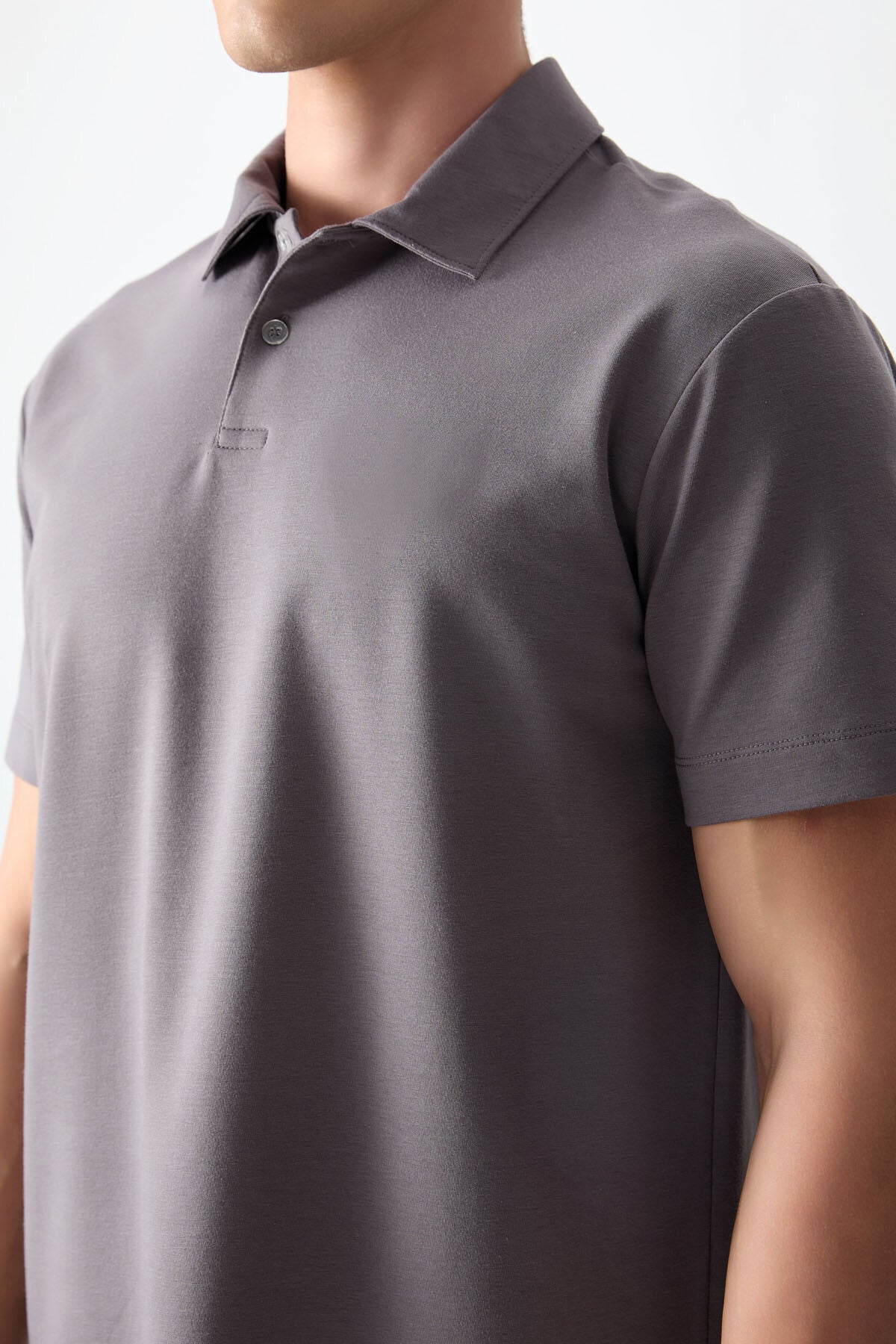 Image of Koyu Gri Pamuklu Kalın Yumuşak Dokulu Polo Yaka Oversize Fit Basic Erkek T- Shirt - 88381