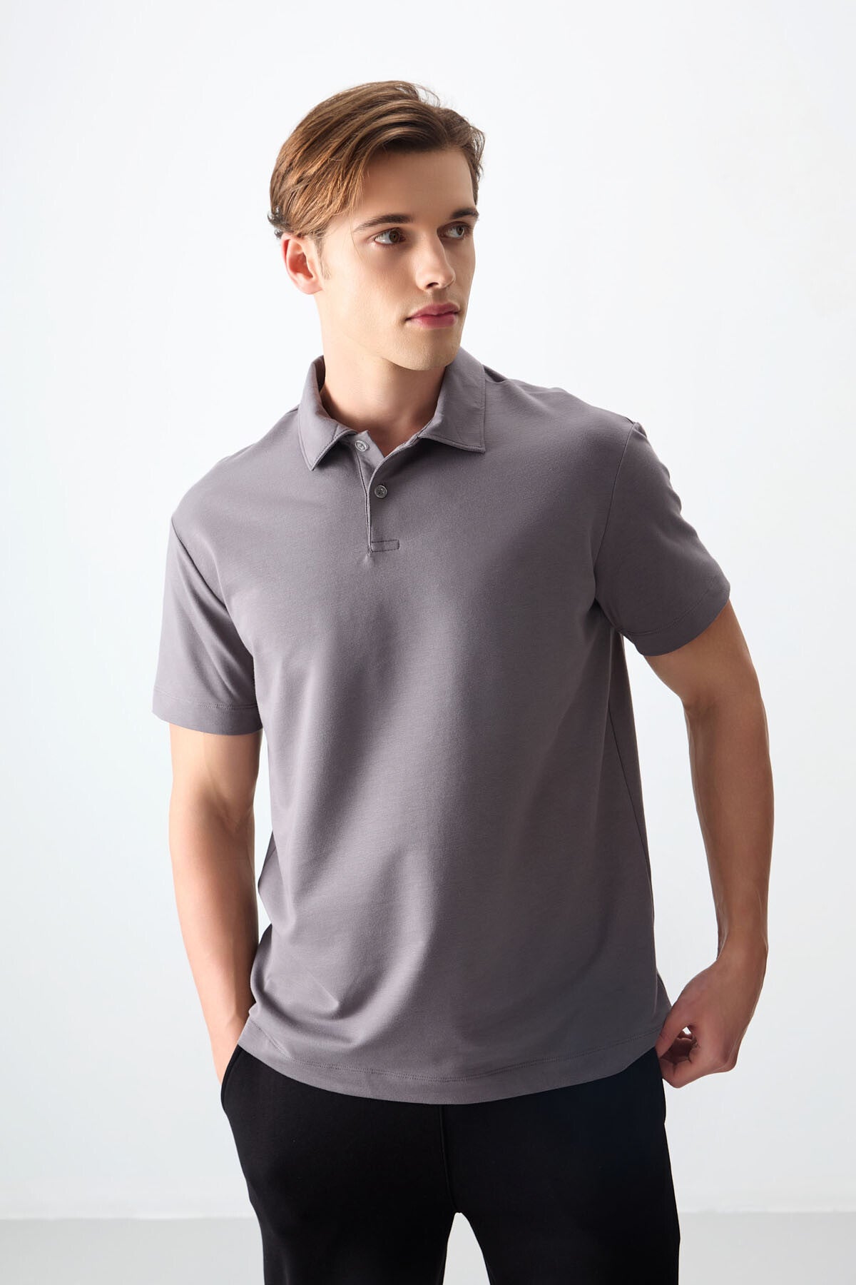 Image of Koyu Gri Pamuklu Kalın Yumuşak Dokulu Polo Yaka Oversize Fit Basic Erkek T- Shirt - 88381