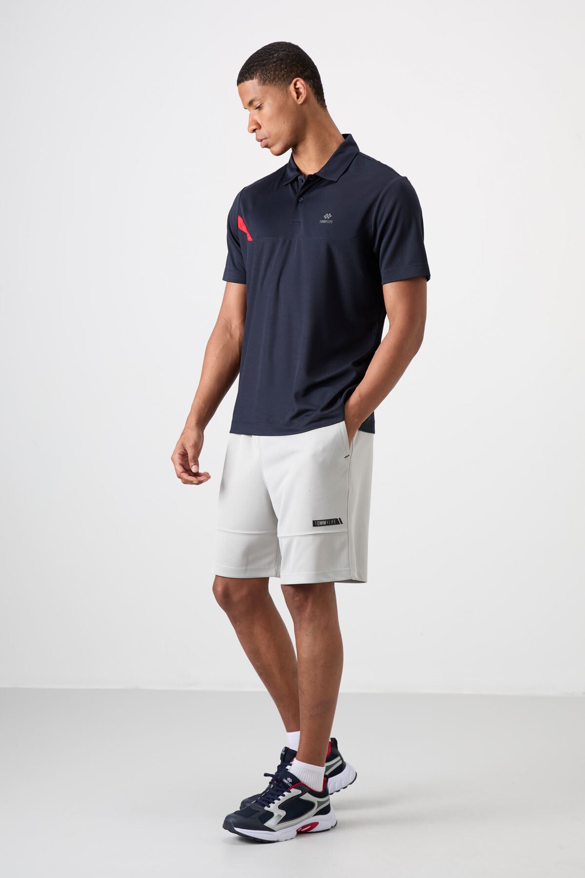 Image of Tricou sport bărbătesc bleumarin, respirabil, texturat, subțire, flexibil, croială standard, cu guler polo - 88402