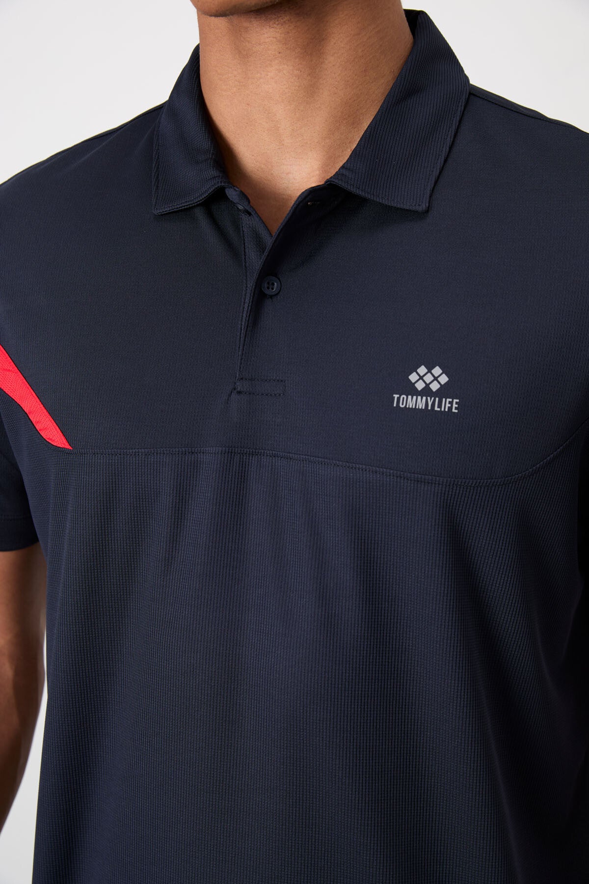 Image of Lacivert Nefes Alan Dokulu İnce Esnek Standart Fit Polo Yaka Erkek Performans T-Shirt - 88402