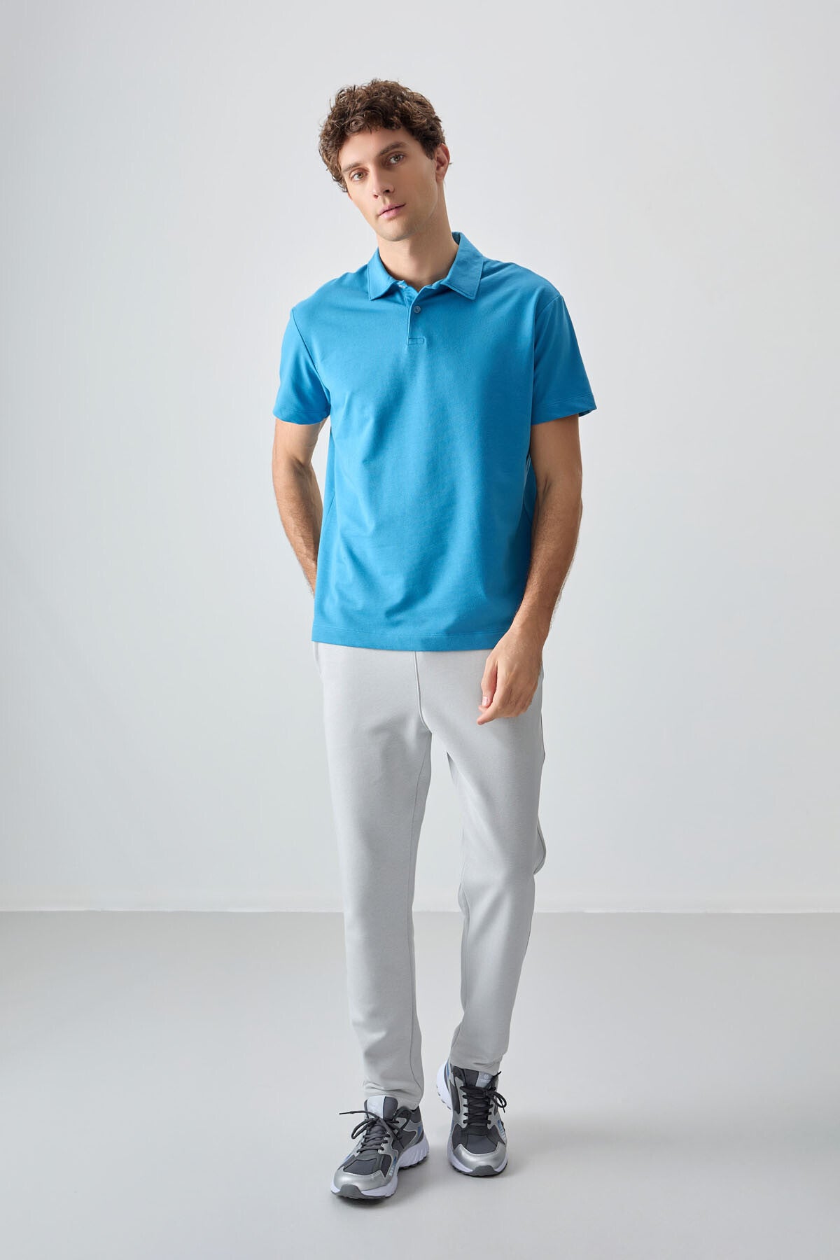 Image of Petrol Mavi Pamuklu Kalın Yumuşak Dokulu Polo Yaka Oversize Fit Basic Erkek T- Shirt - 88381
