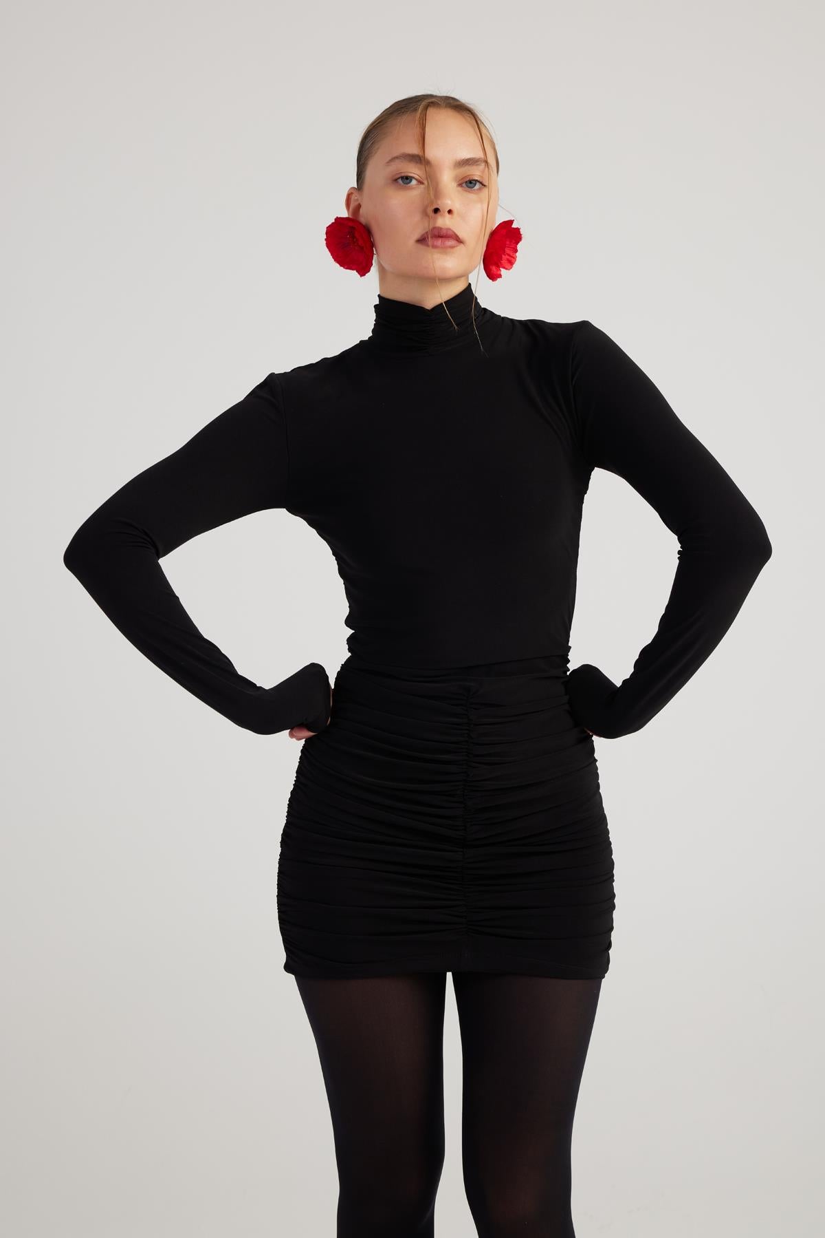 Image of Balıkçı Yaka Büzgülü Mini Tami Elbise Siyah