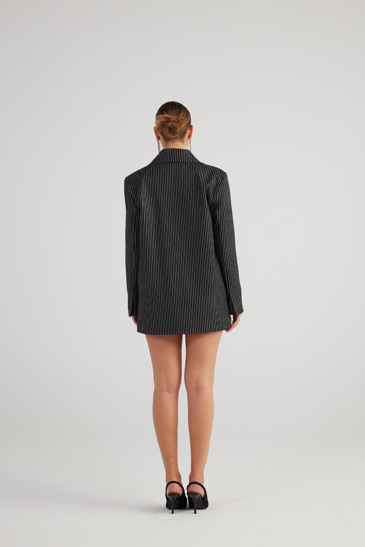 Image of Oversize Kesim Simli Çizgili Eden Blazer Ceket Siyah