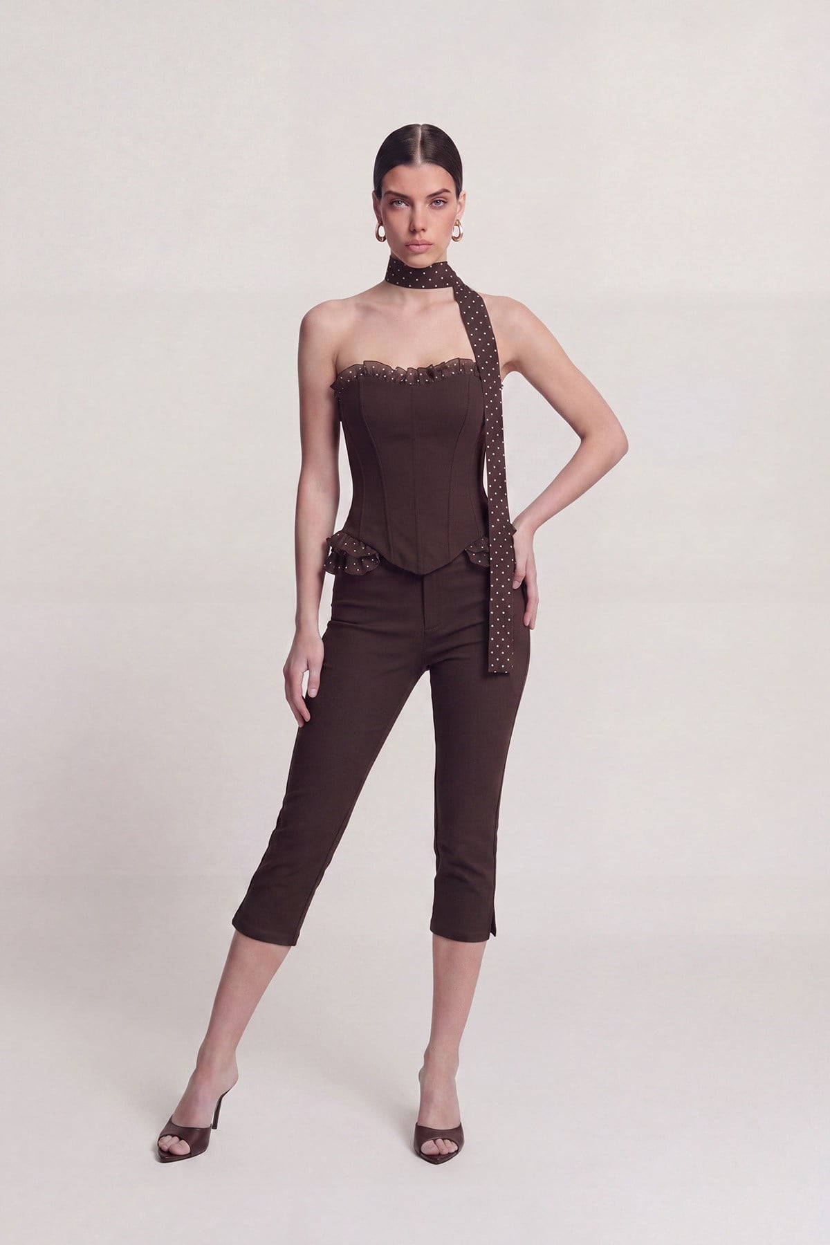 Image of Orta Bel Likralı Una Capri Pantolon Kahve