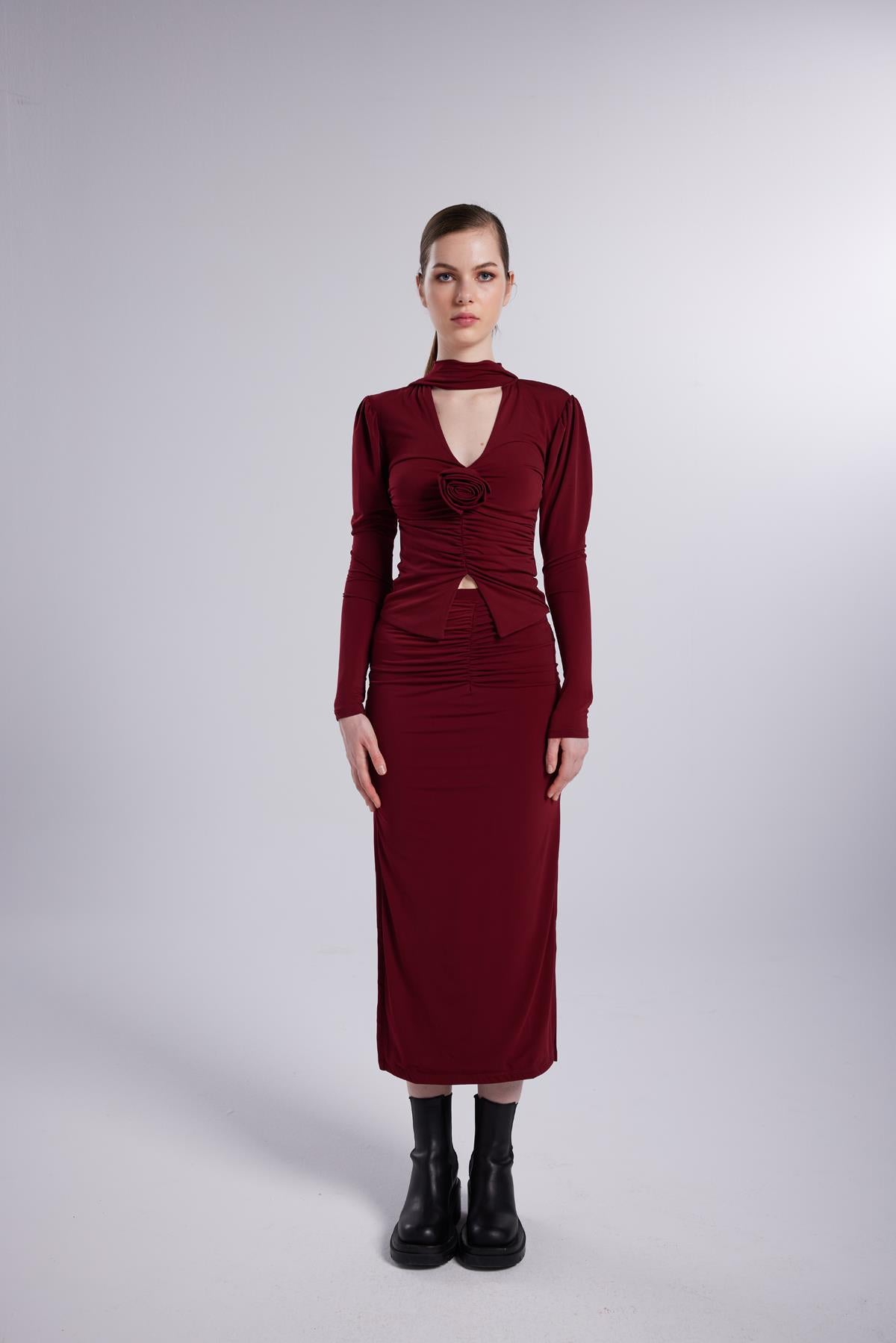 Image of Şal Yaka Detaylı Serre Bluz Bordo
