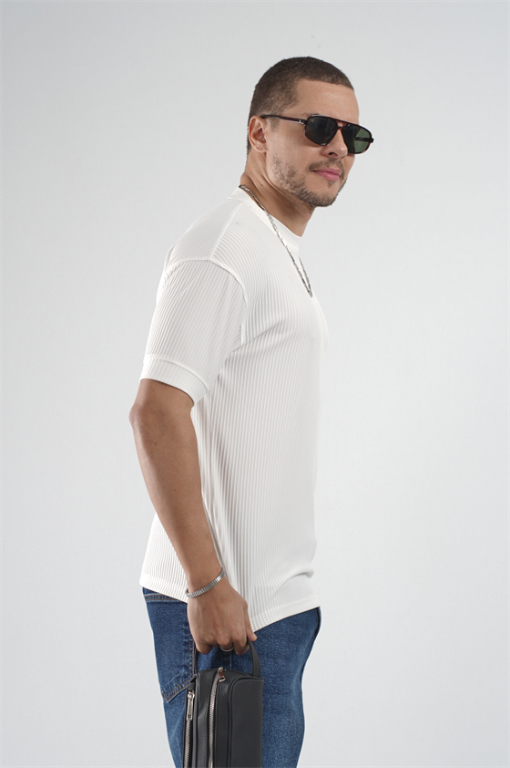 Image of Ribbed Flexible Crew Neck Men's Half Oversize Fit T-Shirt