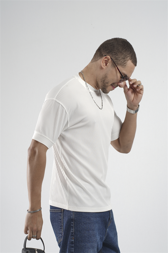 Image of Ribbed Flexible Crew Neck Men's Half Oversize Fit T-Shirt