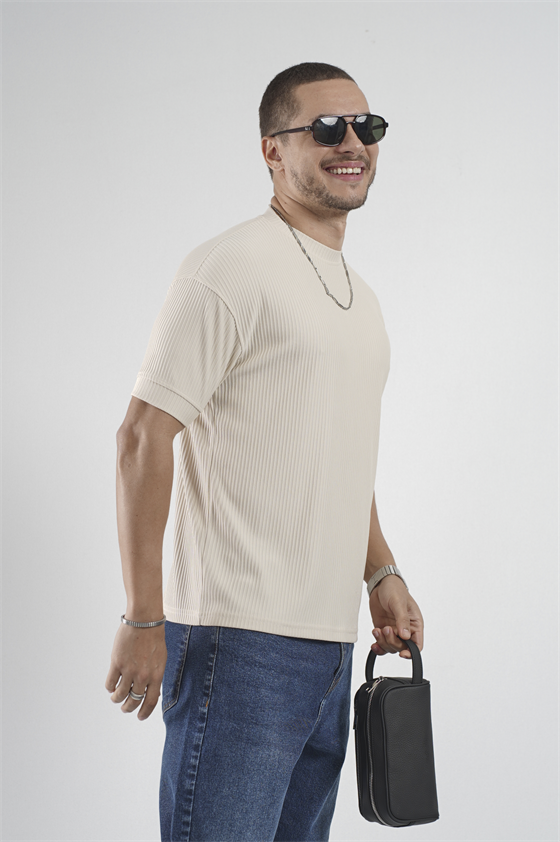 Image of Tricou bărbătesc cu guler rotund flexibil și nervuri, croială oversize, jumătate de mărime