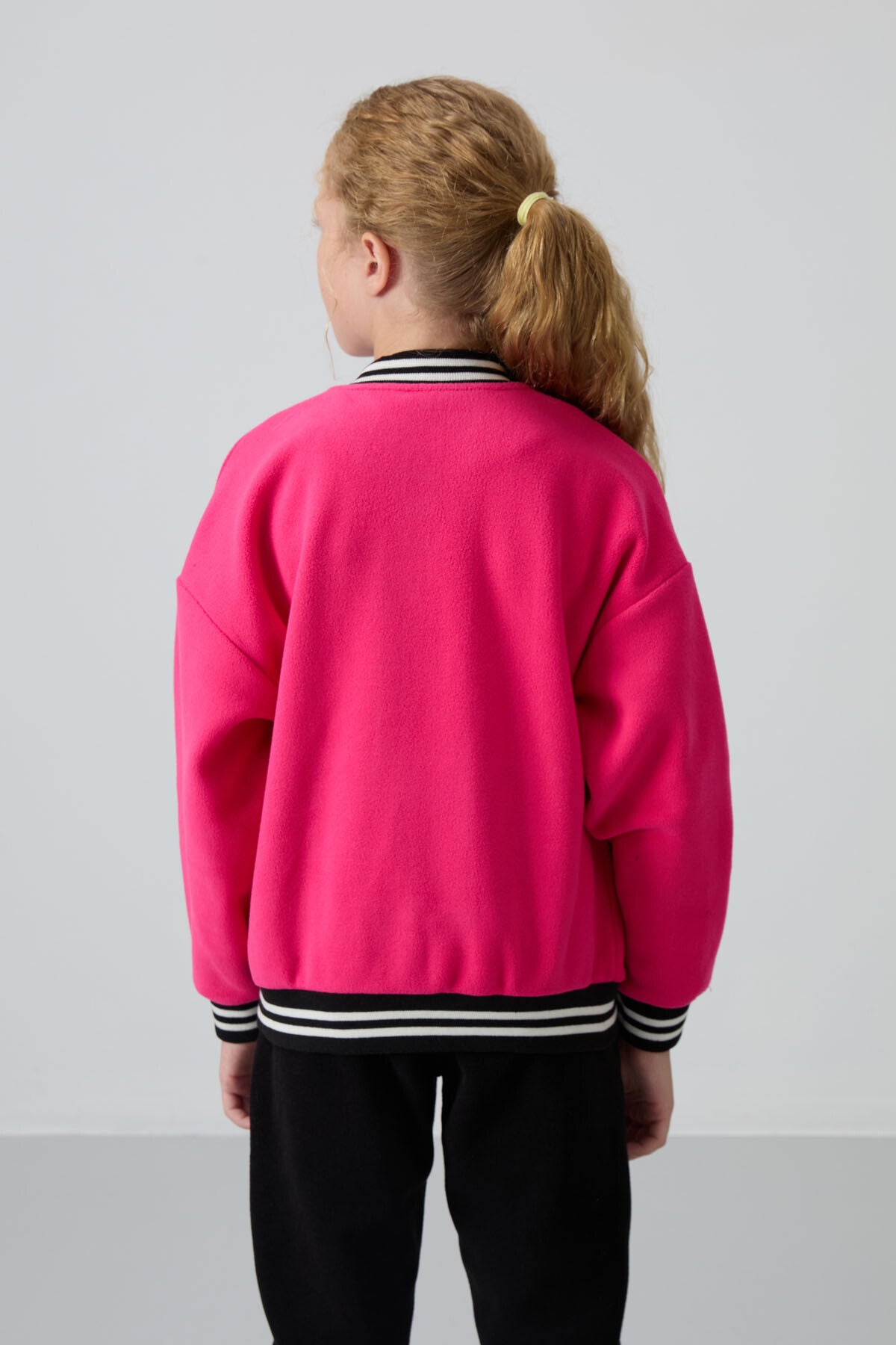 Image of Jachetă de student fuchsia, groasă și moale, texturată, croială standard, din fleece brodată, pentru fete - 75156