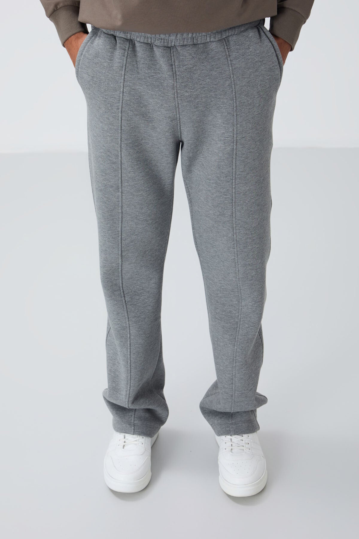 Image of Grey Melange Cotton Thick Fleece Lined Soft Textured Oversize Embroidered Men's Sweatpants -82146