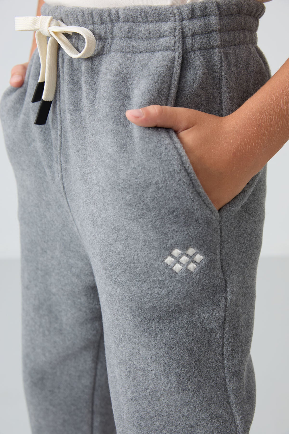 Image of Grey Melange Thick Soft Textured Standard Fit Embroidered Fleece Boys' Sweatpants - 11220