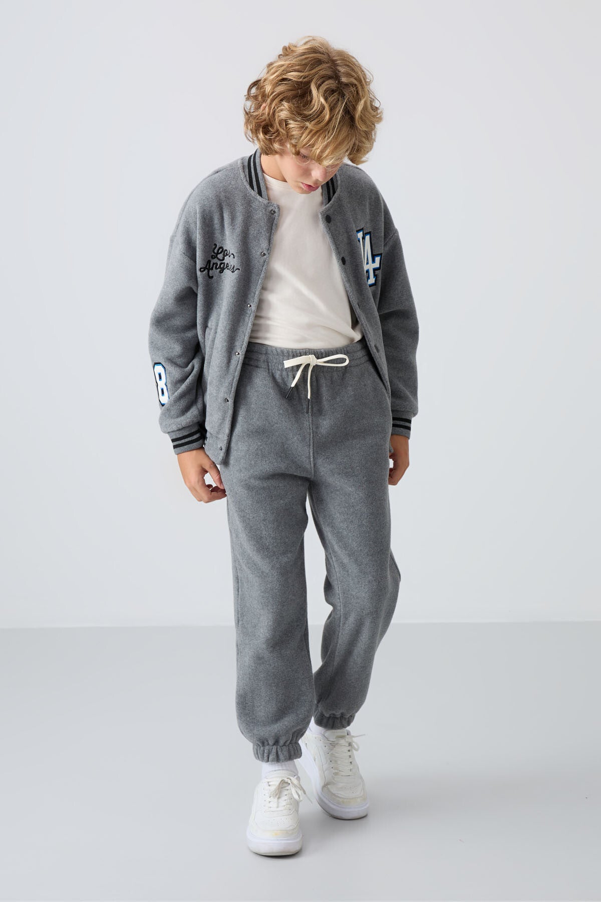 Image of Grey Melange Thick Soft Textured Standard Fit Embroidered Fleece Boys' Sweatpants - 11220