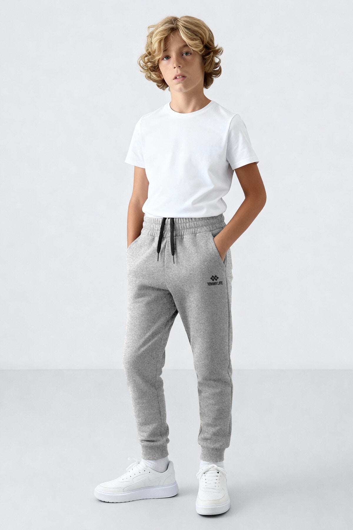 Image of Gri Melanj Standart Fit Manşetli İnce Erkek Çocuk Eşofman Alt - 11062