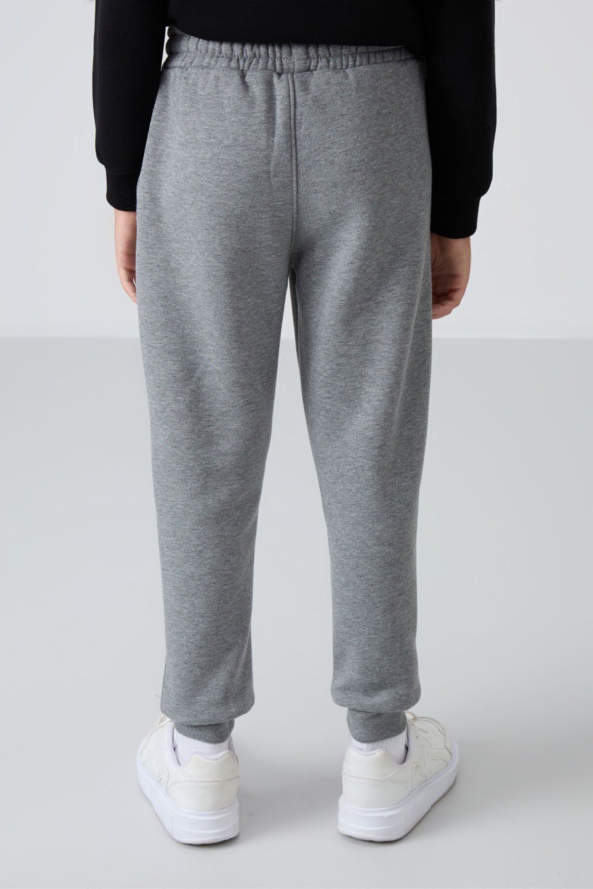 Image of Pantaloni de trening gri melanj din bumbac gros, căptușiți cu fleece, croială standard, brodați, pentru băieți - 11224