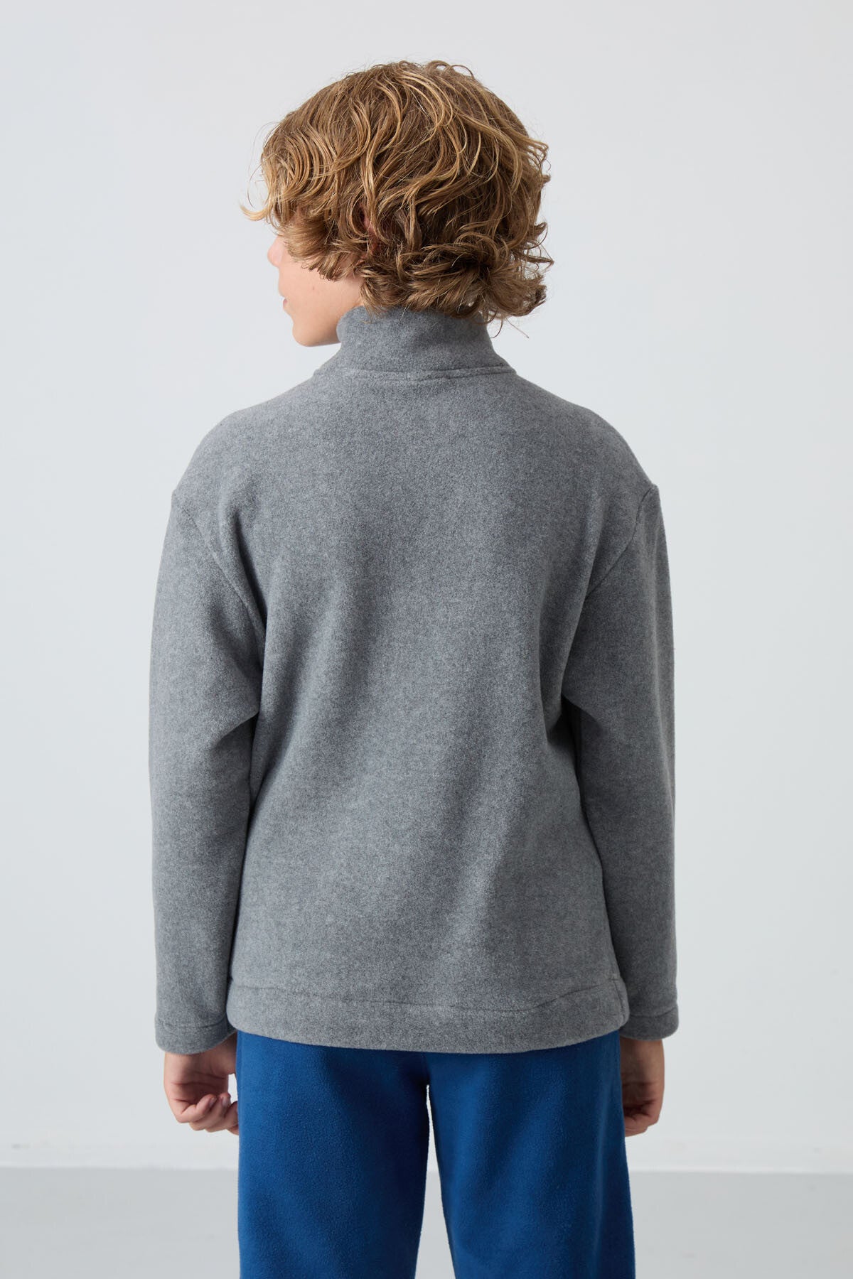 Image of Gri Melanj Kalın Yumuşak Dokulu Standart Fit Nakışlı Polar Erkek Çocuk Sweatshirt - 11221