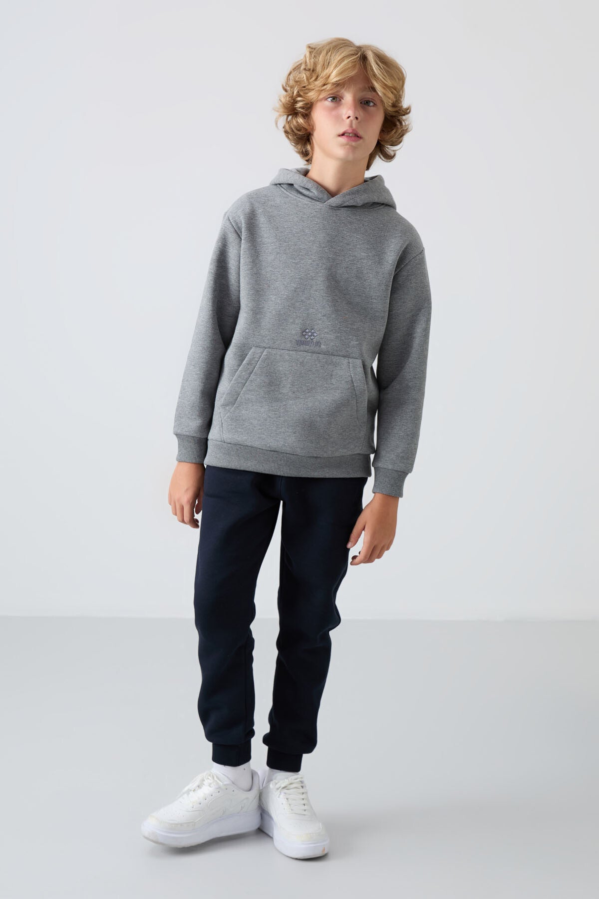 Image of Gri Melanj Pamuklu Kalın İçi Tüylü Standart Fit Baskılı Erkek Çocuk Sweatshirt - 11215