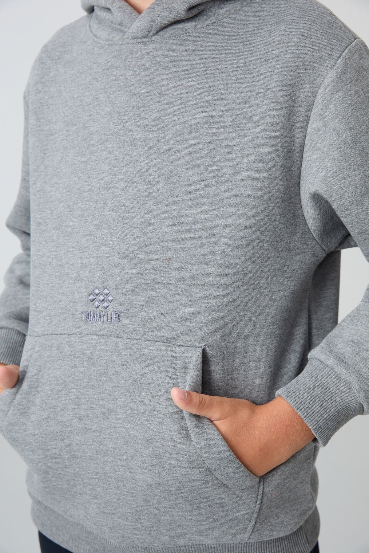 Image of Gri Melanj Pamuklu Kalın İçi Tüylü Standart Fit Baskılı Erkek Çocuk Sweatshirt - 11215