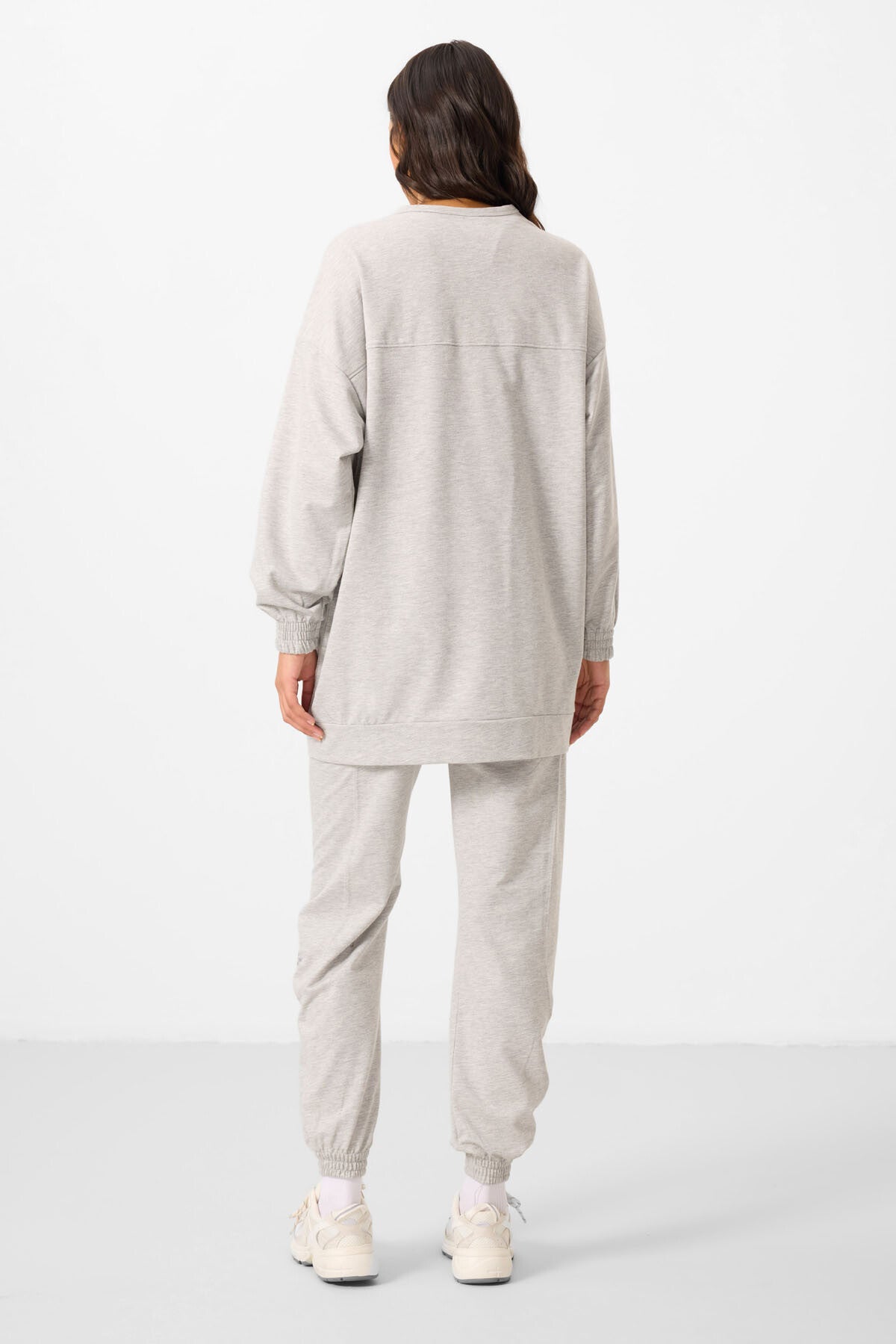 Image of Gri Melanj O Yaka Basic Oversize Kadın Eşofman Tunik Takım - 95347