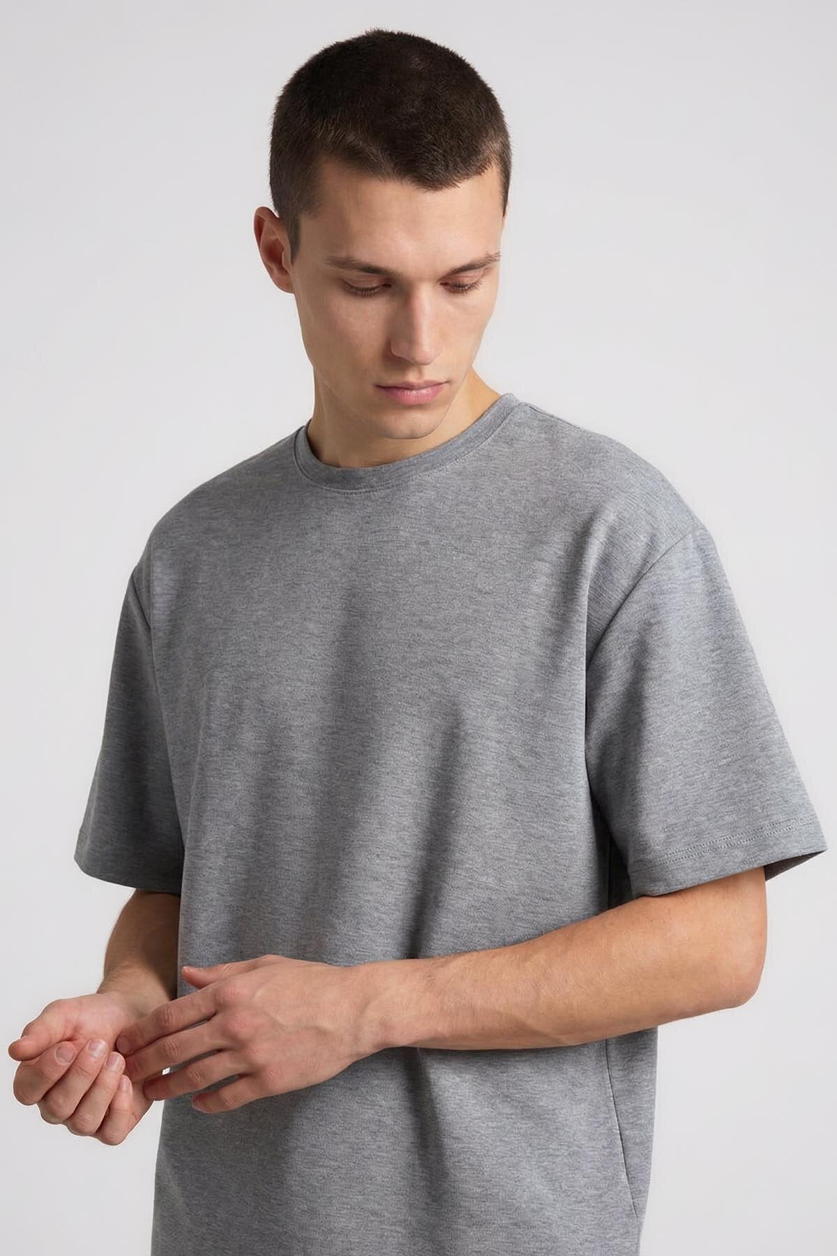 Image of Gri Melanj Oversize Fit Basic Erkek Şort Takım - 85292