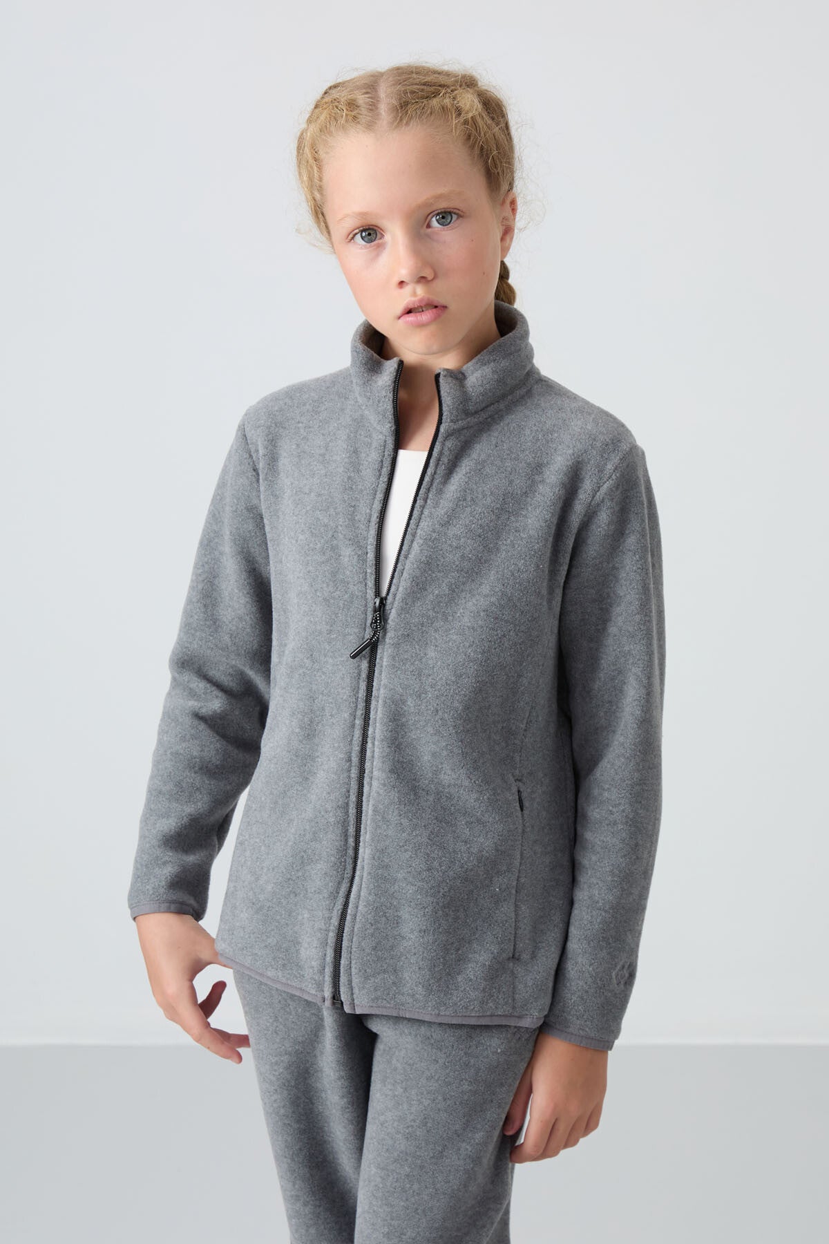 Image of Gri Melanj Kalın Yumuşak Dokulu Standart Fit Nakışlı Polar Kız Çocuk Sweatshirt - 75154