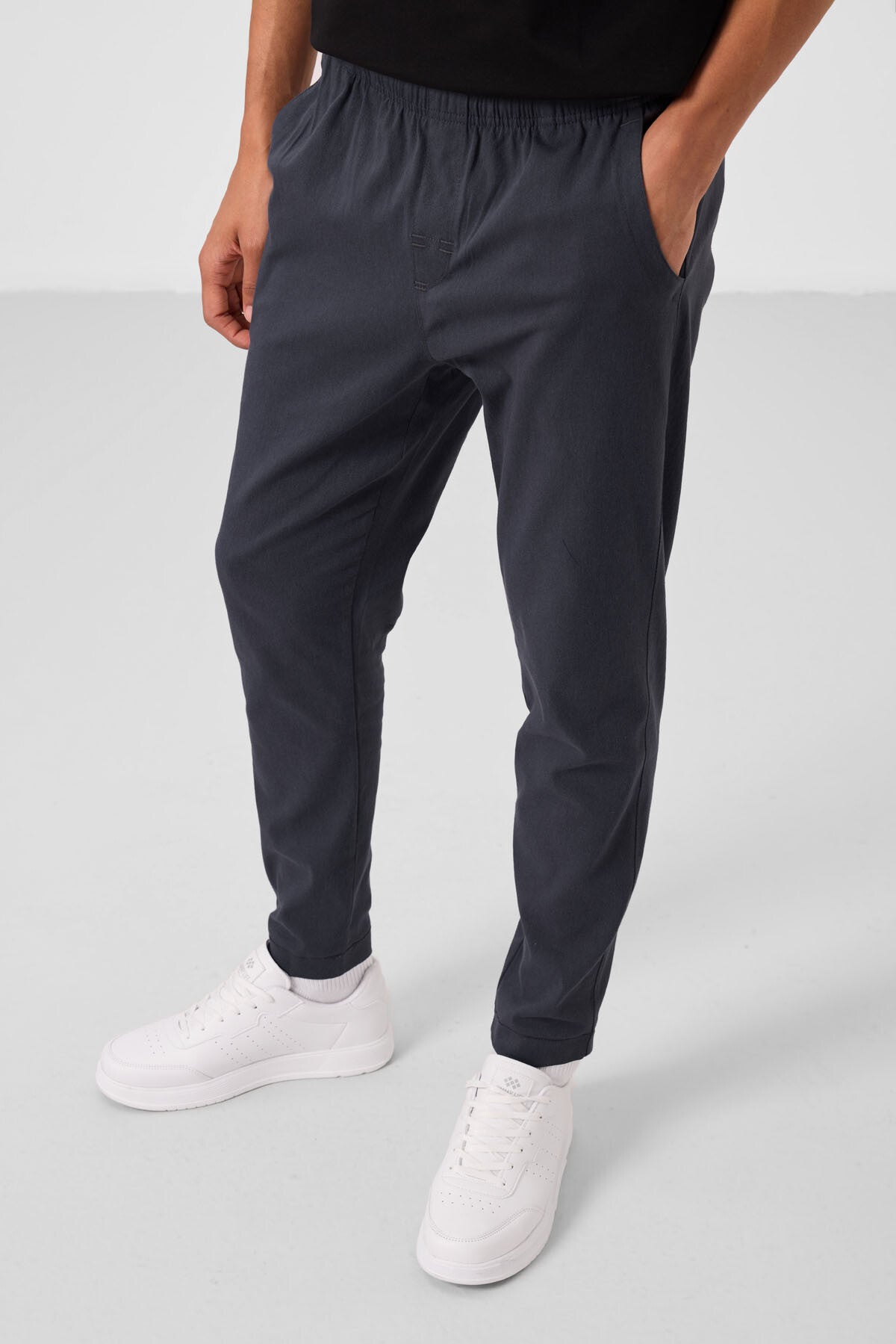 Image of Pantaloni chino gri, croială standard, țesături, ușori, elastici, pentru bărbați - 82180