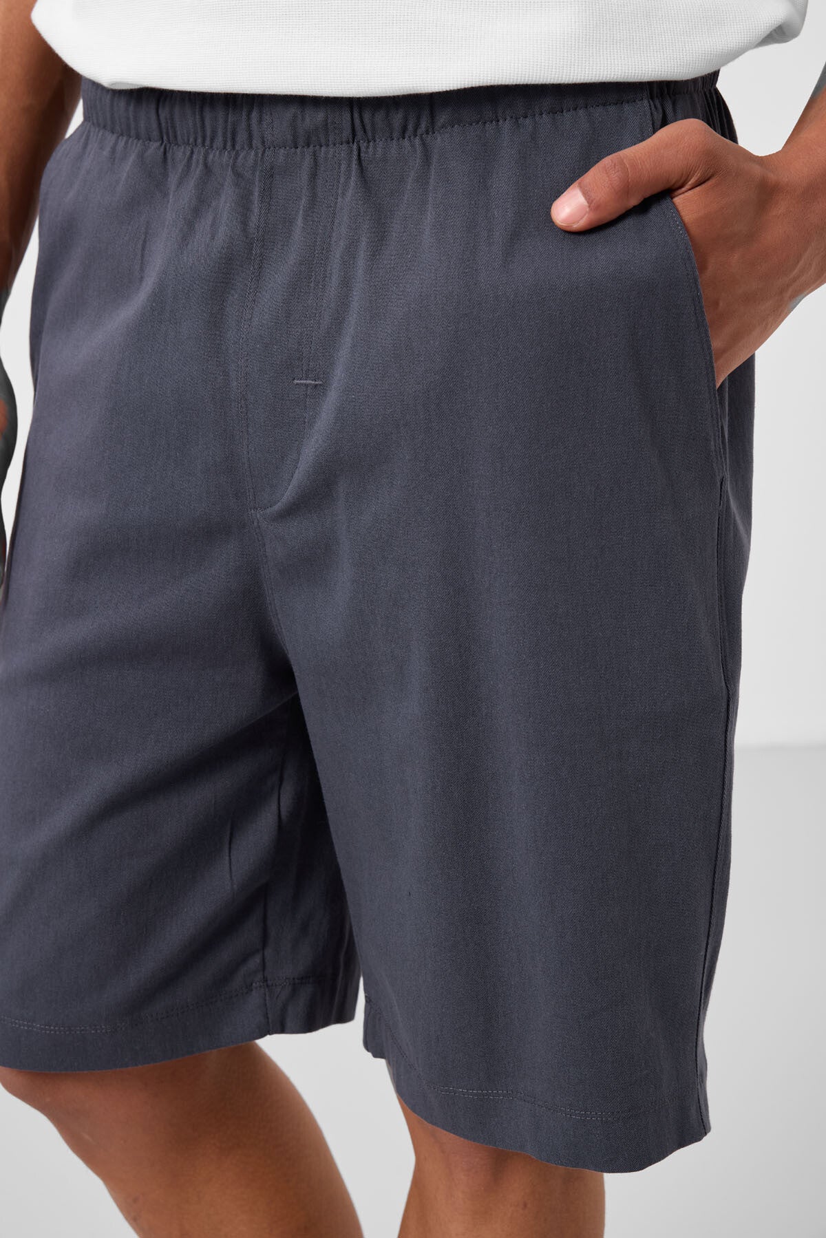 Image of Gri Standart Fit Dokuma Hafif Esnek Chino Erkek Şort - 81291