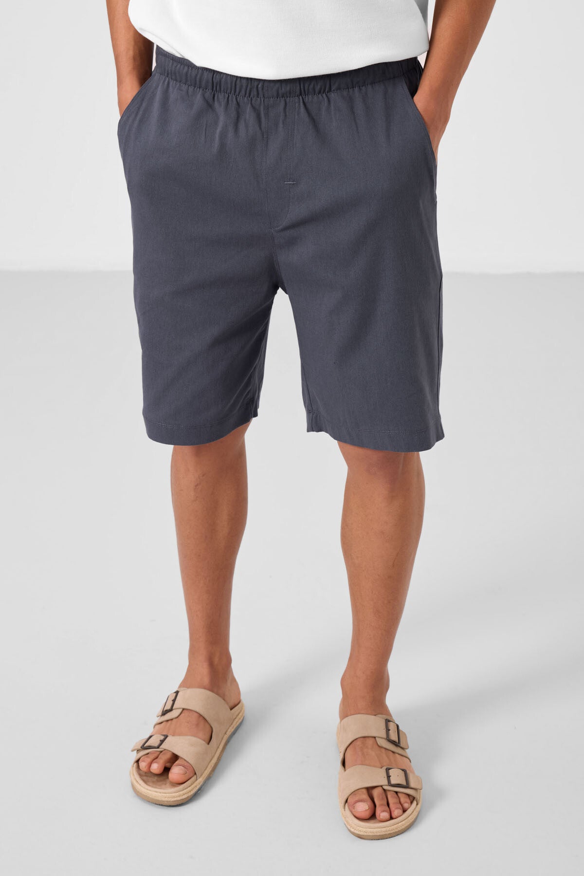 Image of Gri Standart Fit Dokuma Hafif Esnek Chino Erkek Şort - 81291